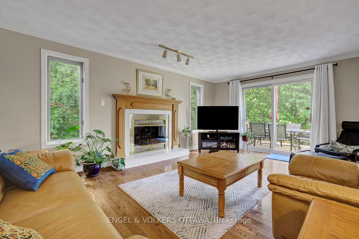 Photo 17 of 132 Grey Stone Drive, Ottawa, Huntley Ward (South West) — HOMEH