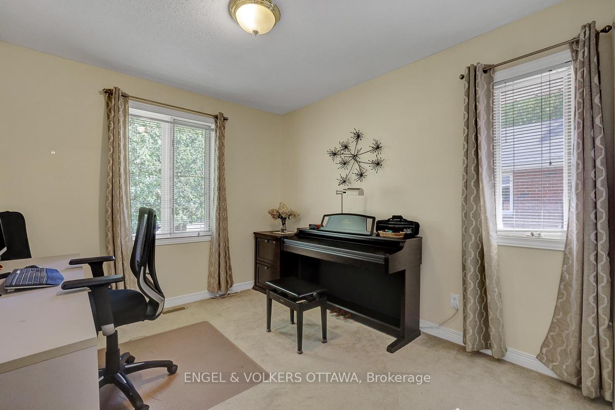 Photo 25 of 132 Grey Stone Drive, Ottawa, Huntley Ward (South West) — HOMEH