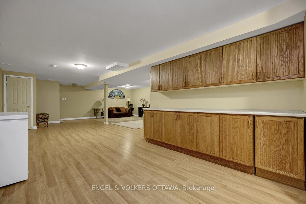Photo 28 of 132 Grey Stone Drive, Ottawa, Huntley Ward (South West) — HOMEH