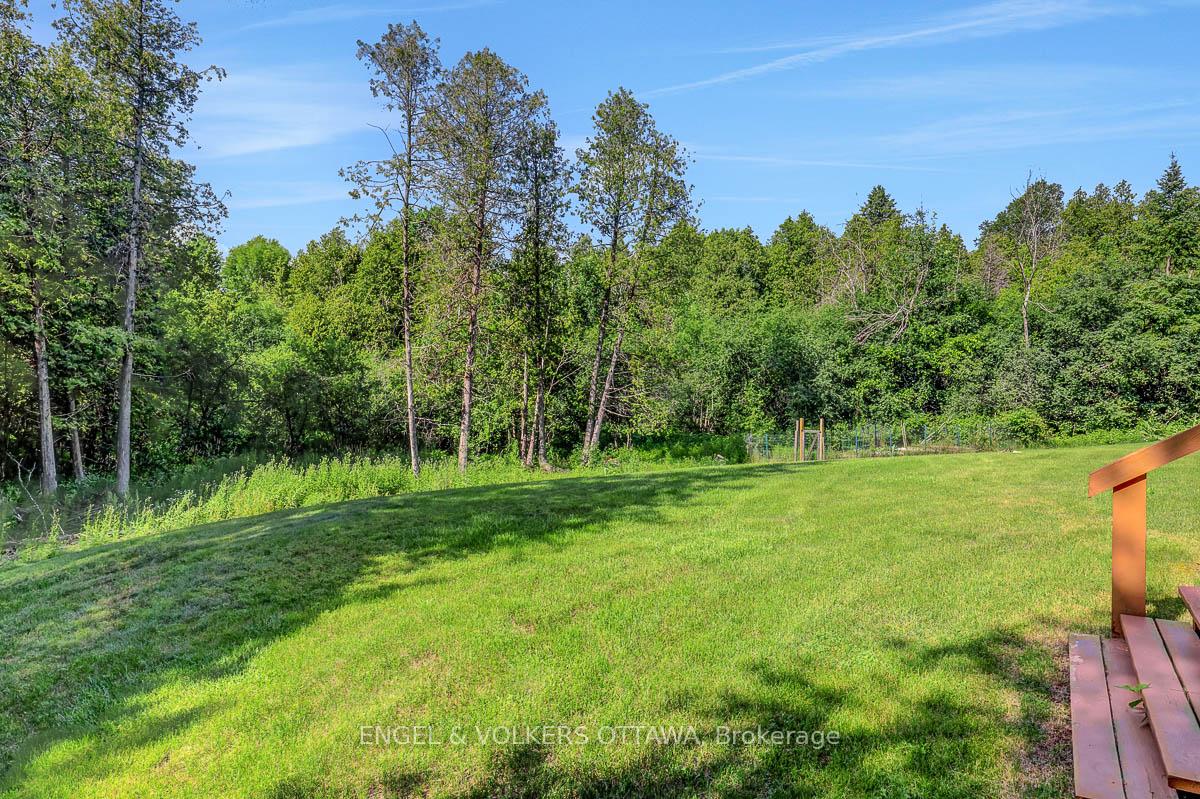 Photo 43 of 132 Grey Stone Drive, Ottawa, Huntley Ward (South West) — HOMEH