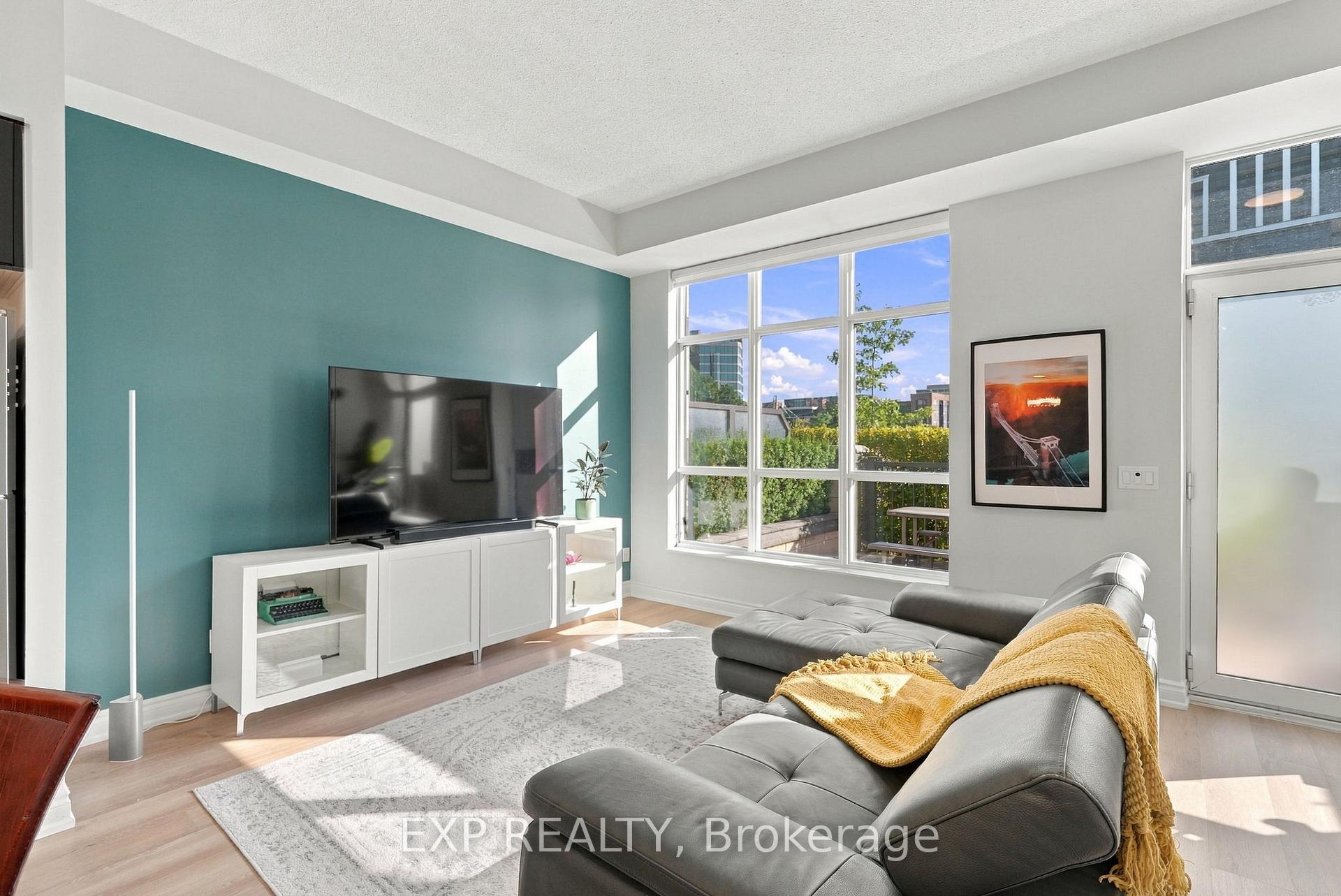 Photo 6 of Unit D108, 33 Clegg Road, Markham, Unionville — HOMEH