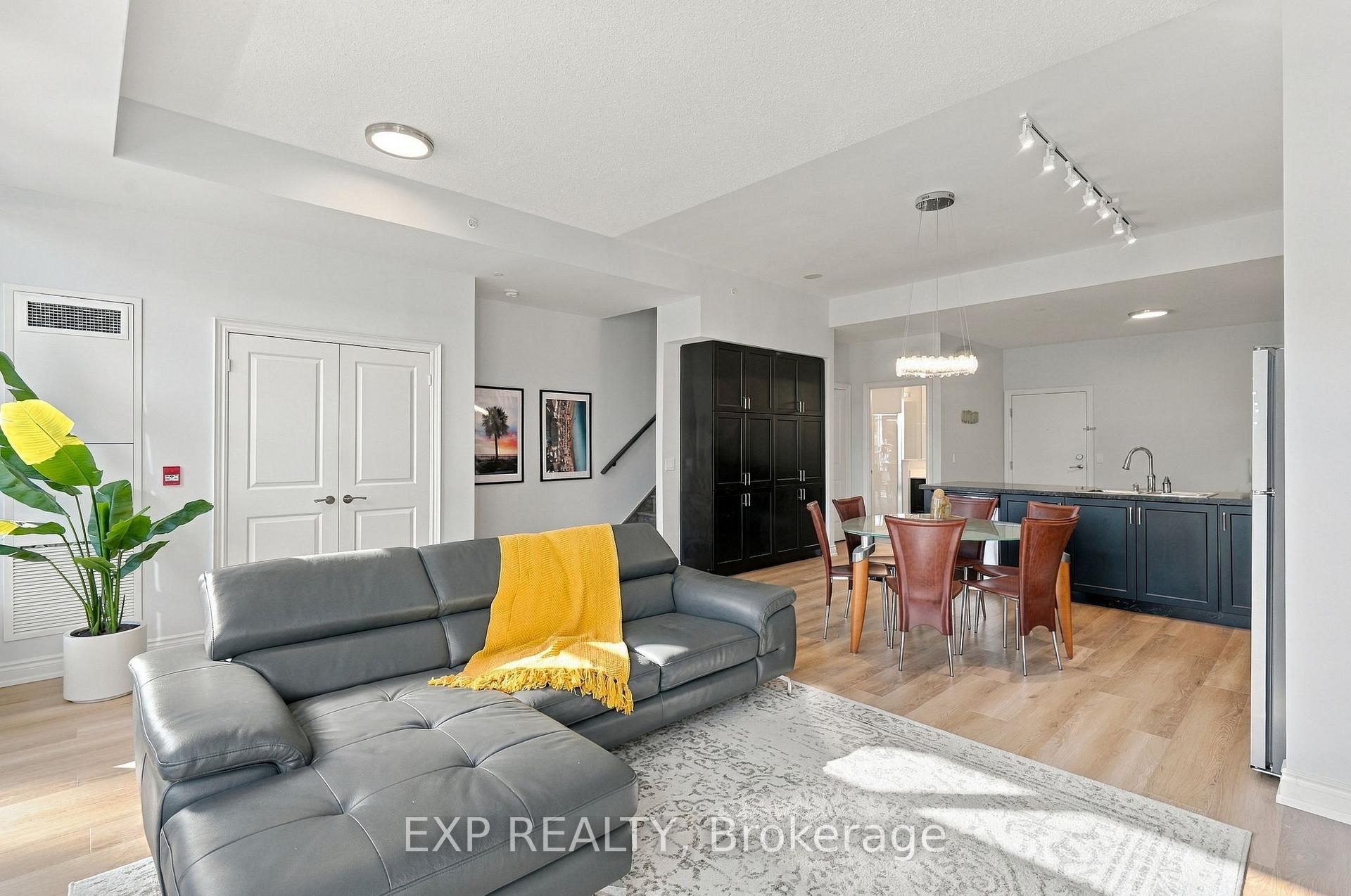 Photo 7 of Unit D108, 33 Clegg Road, Markham, Unionville — HOMEH