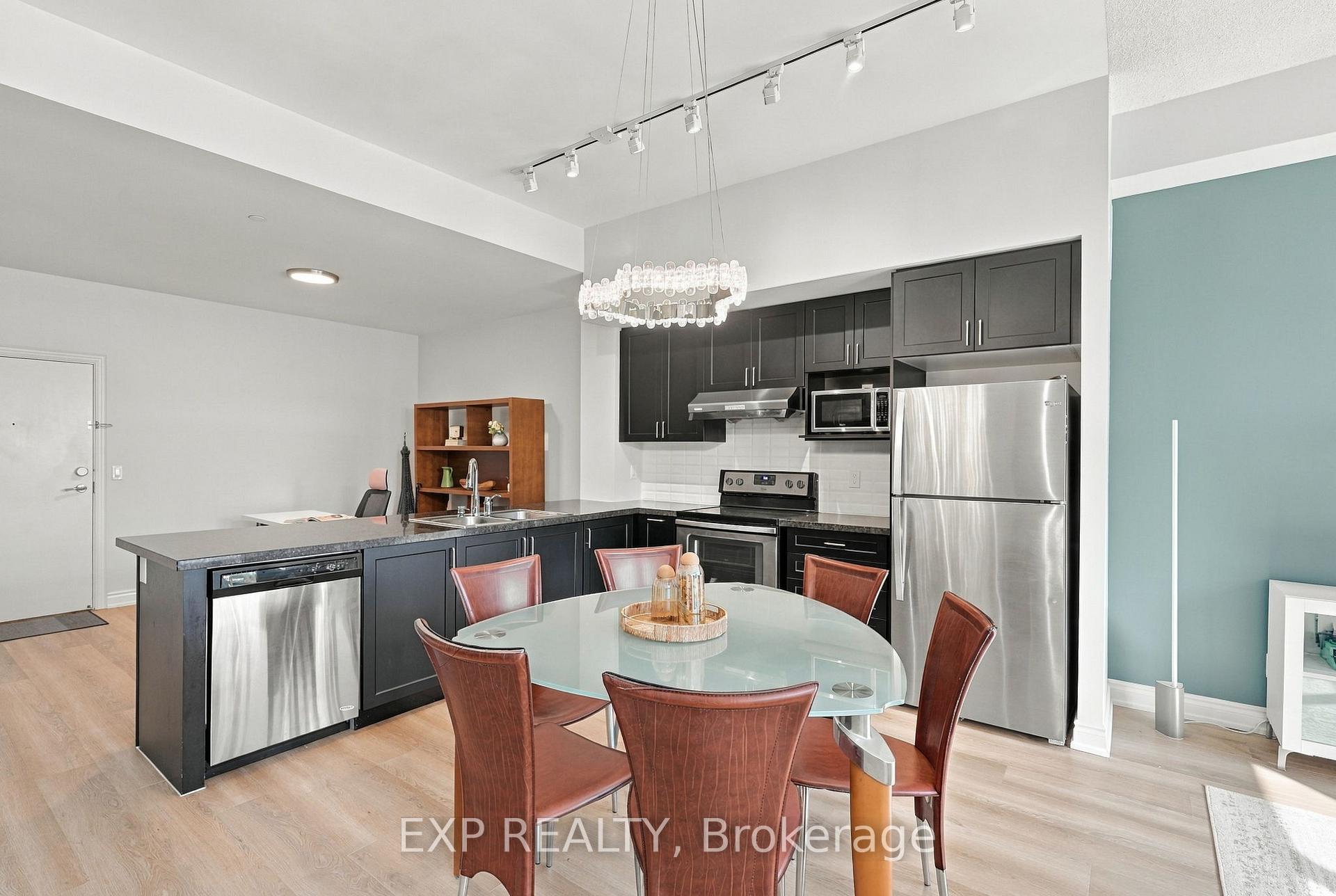 Photo 13 of Unit D108, 33 Clegg Road, Markham, Unionville — HOMEH