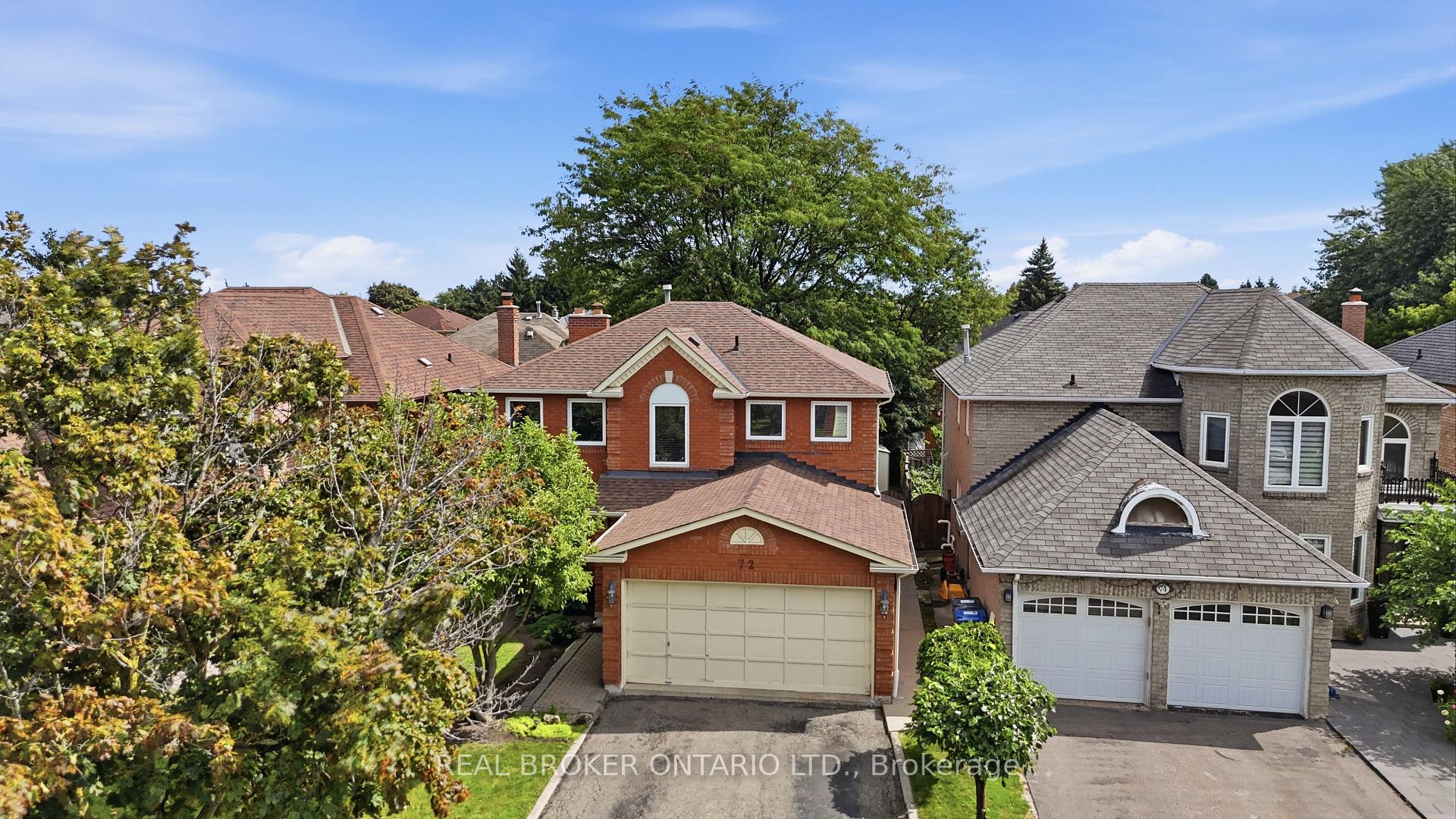 Photo 3 of 72 Appleton Trail, Brampton, Fletcher's Creek South — HOMEH