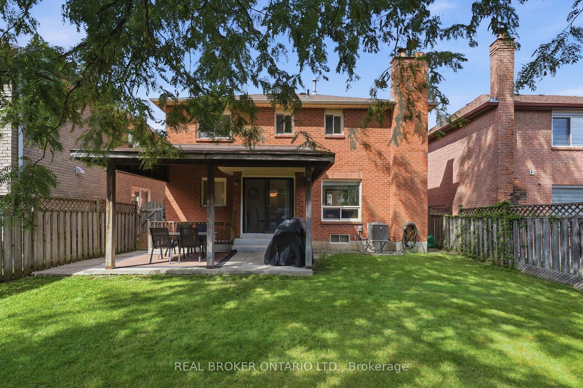 Photo 36 of 72 Appleton Trail, Brampton, Fletcher's Creek South — HOMEH