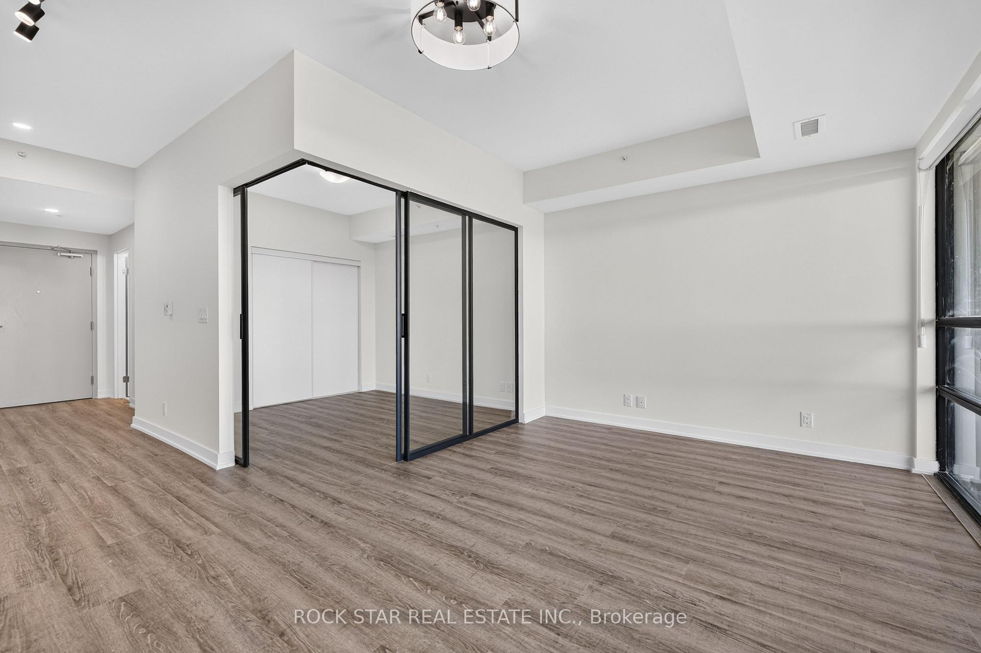 Photo 15 of Unit 320, 350 Prince Charles Drive S, Welland, Broadway — HOMEH