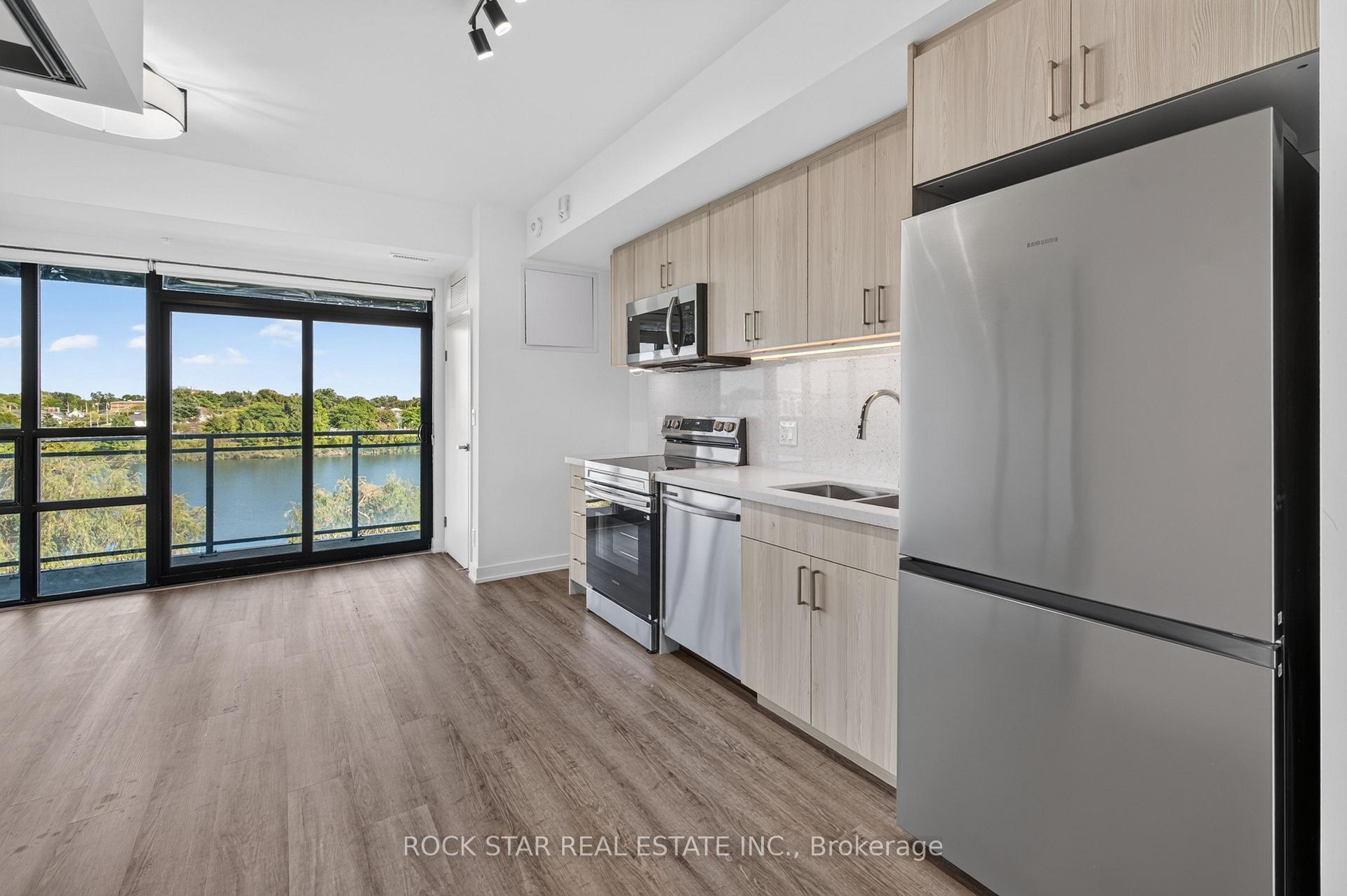 Photo 17 of Unit 320, 350 Prince Charles Drive S, Welland, Broadway — HOMEH