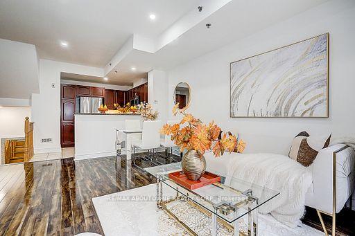 Photo 7 of Unit 50, 8 Brighton Place, Vaughan, Crestwood-Springfarm-Yorkhill — HOMEH