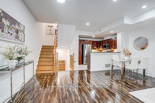 Photo 14 of Unit 50, 8 Brighton Place, Vaughan, Crestwood-Springfarm-Yorkhill — HOMEH