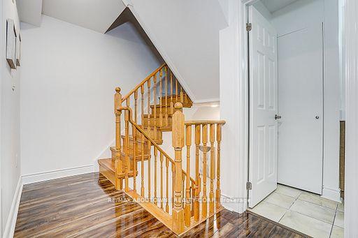Photo 15 of Unit 50, 8 Brighton Place, Vaughan, Crestwood-Springfarm-Yorkhill — HOMEH