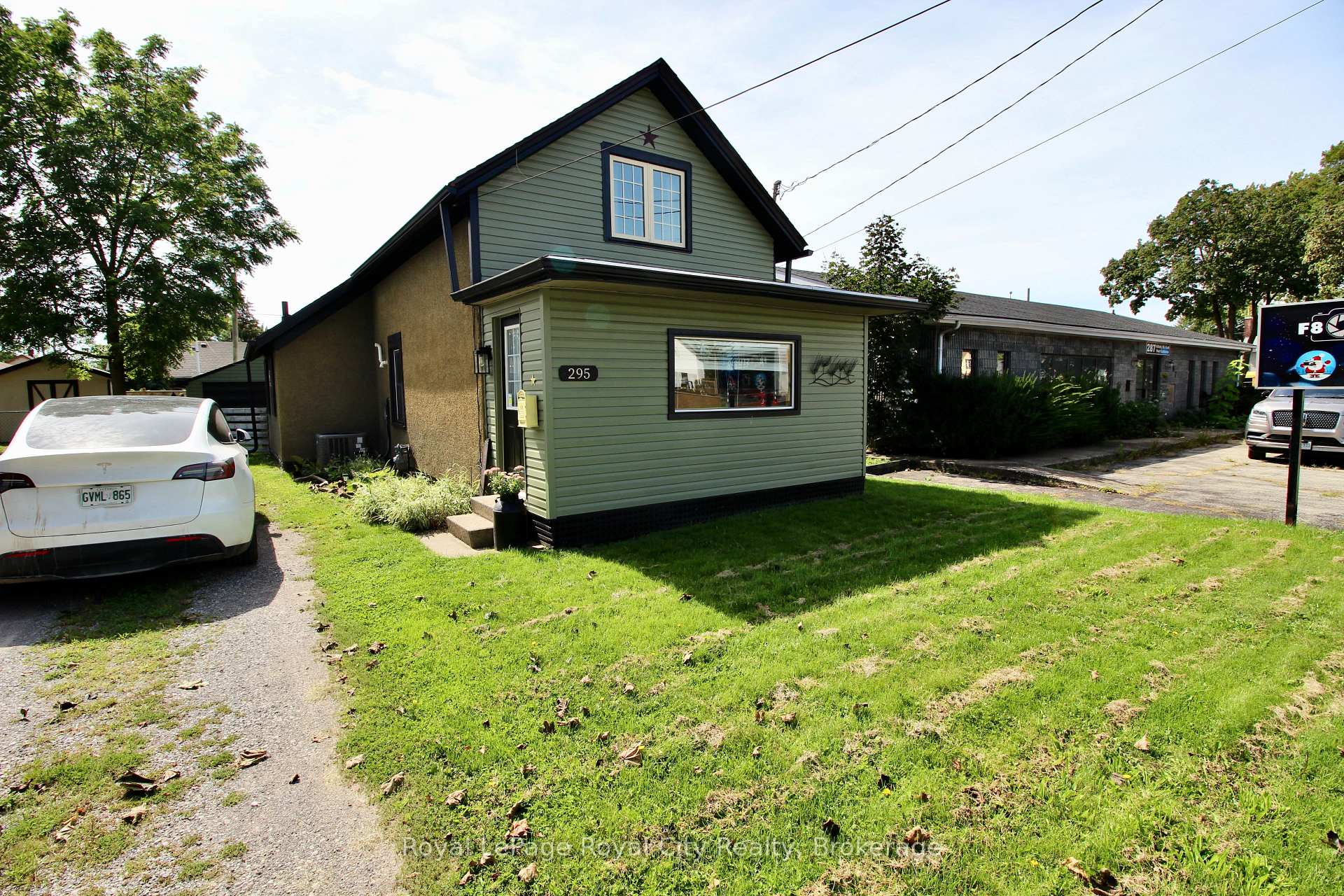 Photo 11 of 295 Killaly Street E, Port Colborne, Killaly East — HOMEH