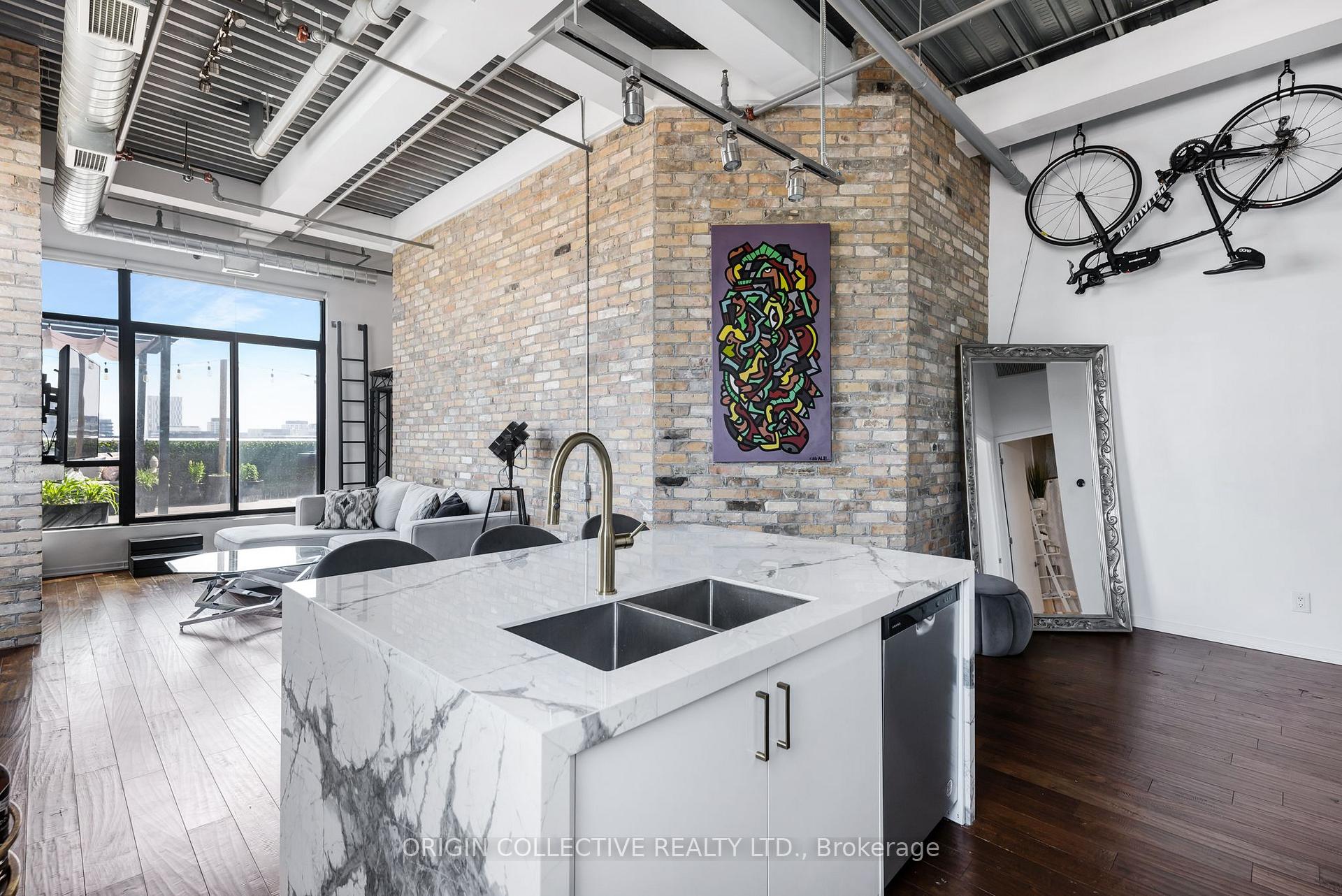 Photo 11 of Unit PH2, 736 Dundas Street E, Toronto, Regent Park — HOMEH