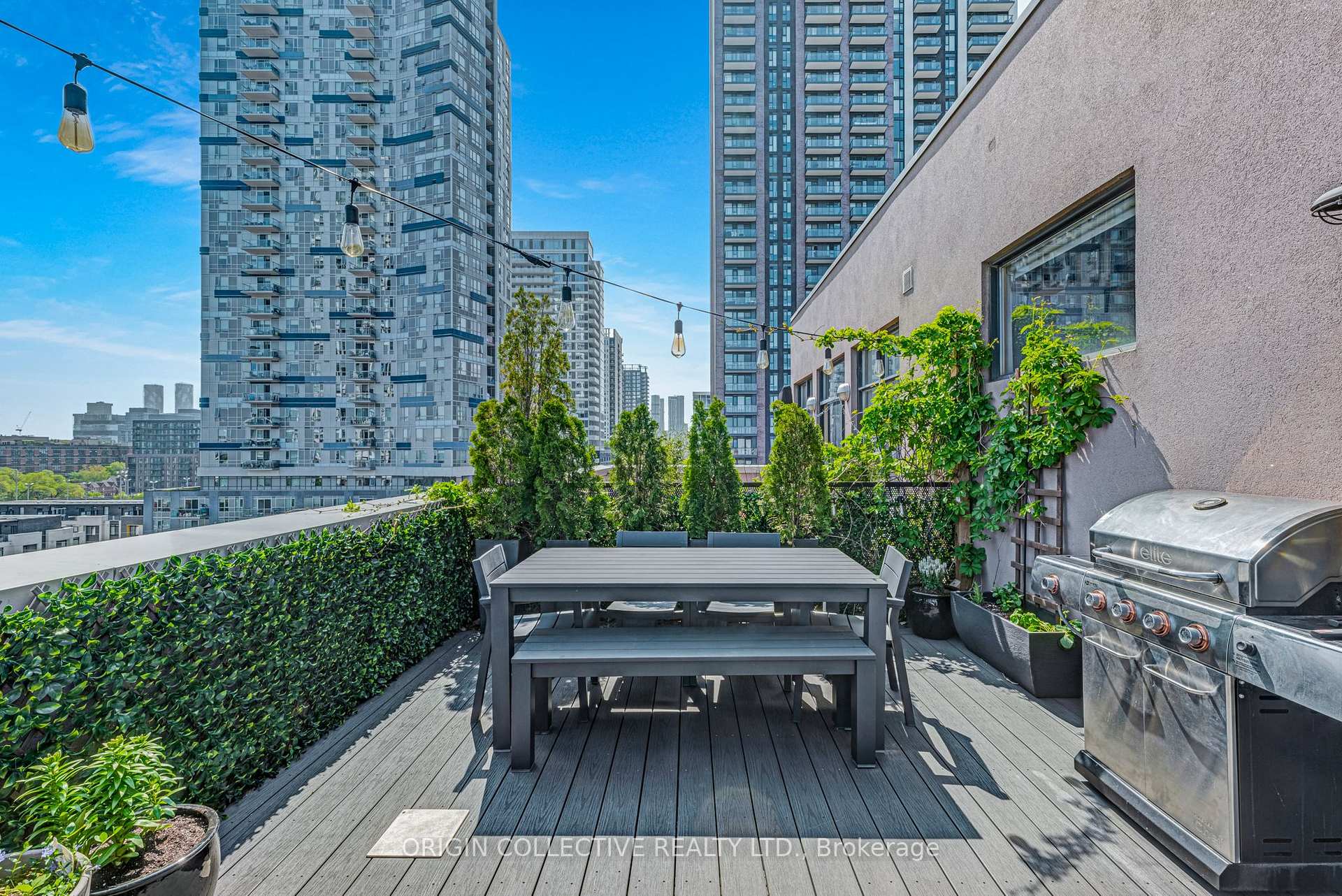 Photo 17 of Unit PH2, 736 Dundas Street E, Toronto, Regent Park — HOMEH