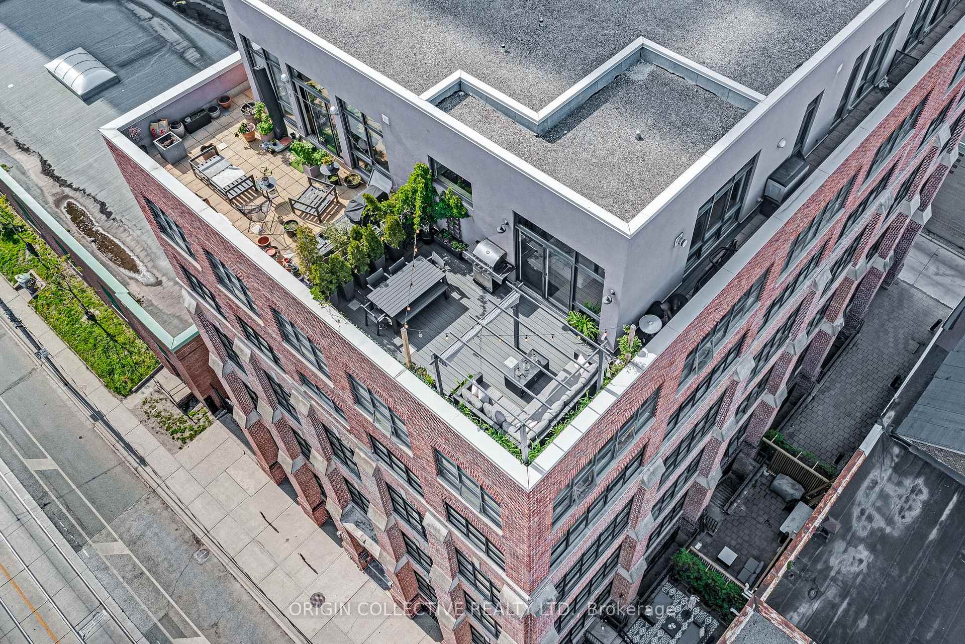 Photo 18 of Unit PH2, 736 Dundas Street E, Toronto, Regent Park — HOMEH