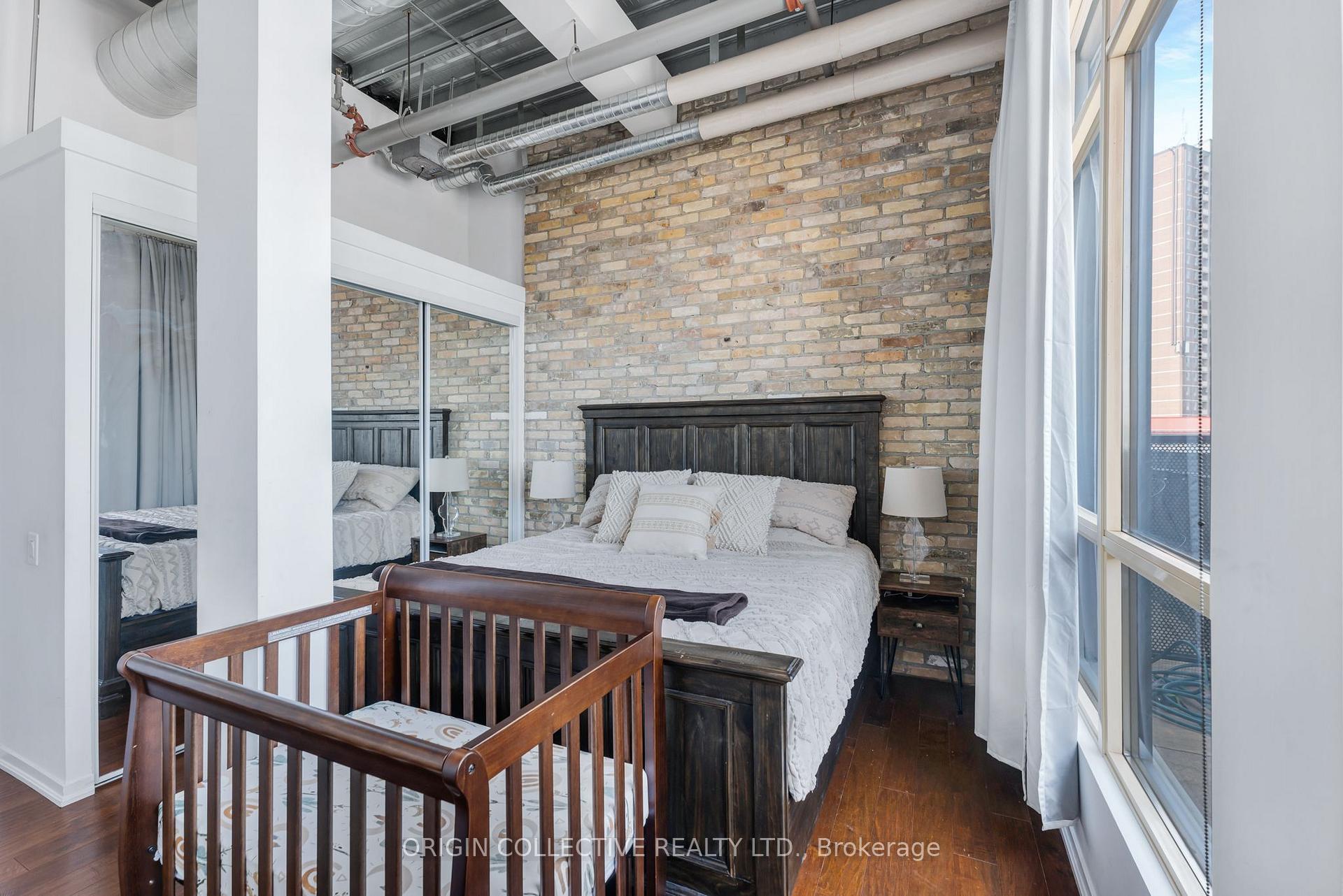 Photo 20 of Unit PH2, 736 Dundas Street E, Toronto, Regent Park — HOMEH