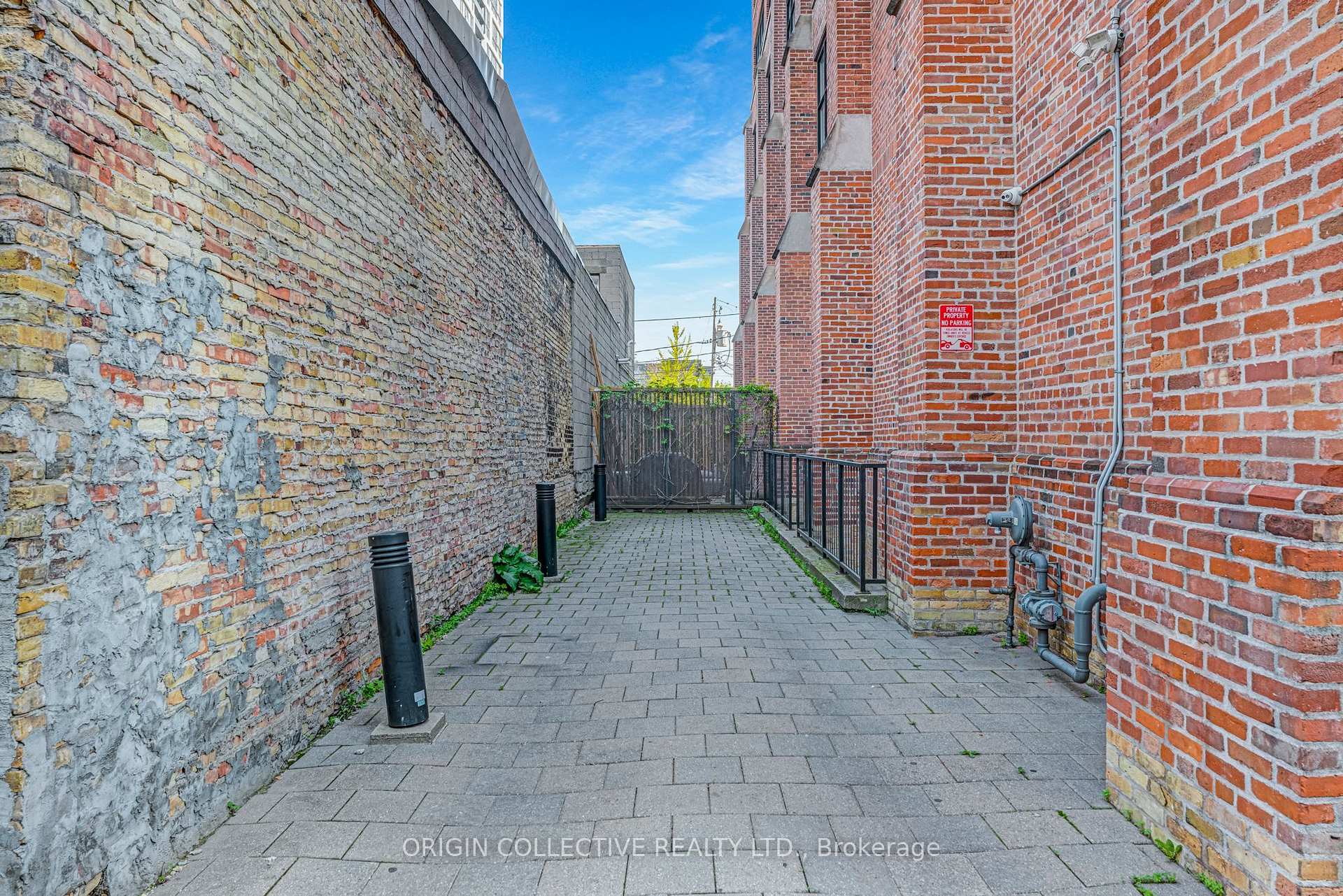 Photo 33 of Unit PH2, 736 Dundas Street E, Toronto, Regent Park — HOMEH