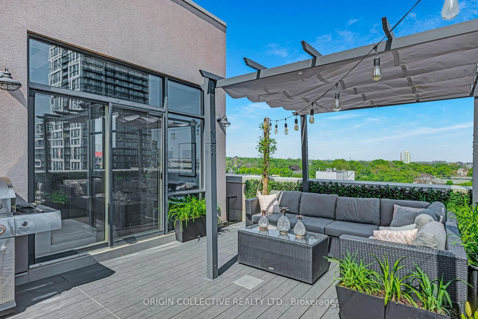 Photo 6 of Unit PH2, 736 Dundas Street E, Toronto, Regent Park — HOMEH