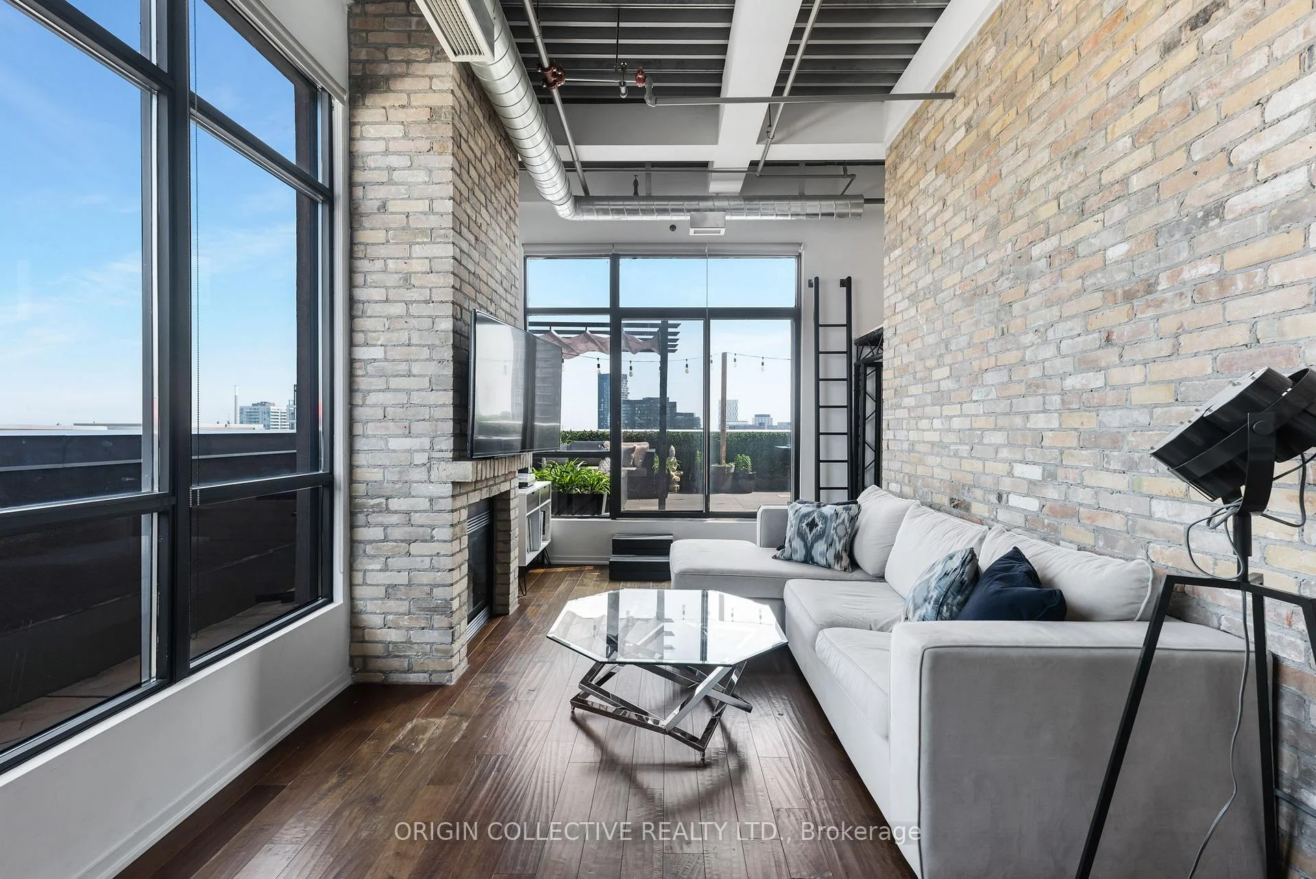 Photo 25 of Unit PH2, 736 Dundas Street E, Toronto, Regent Park — HOMEH