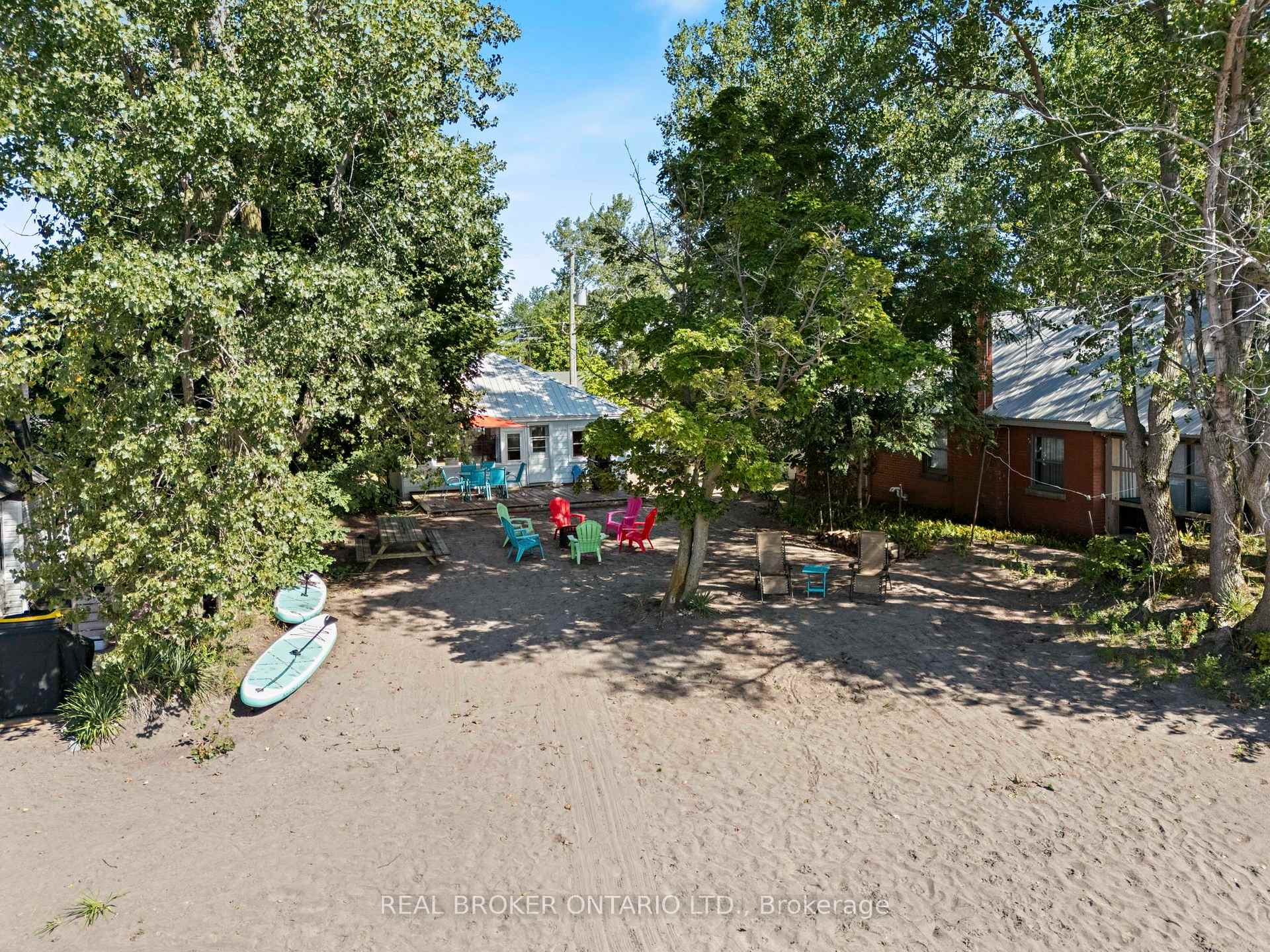 Photo 27 of 37 Woodstock Avenue, Norfolk, Long Point — HOMEH