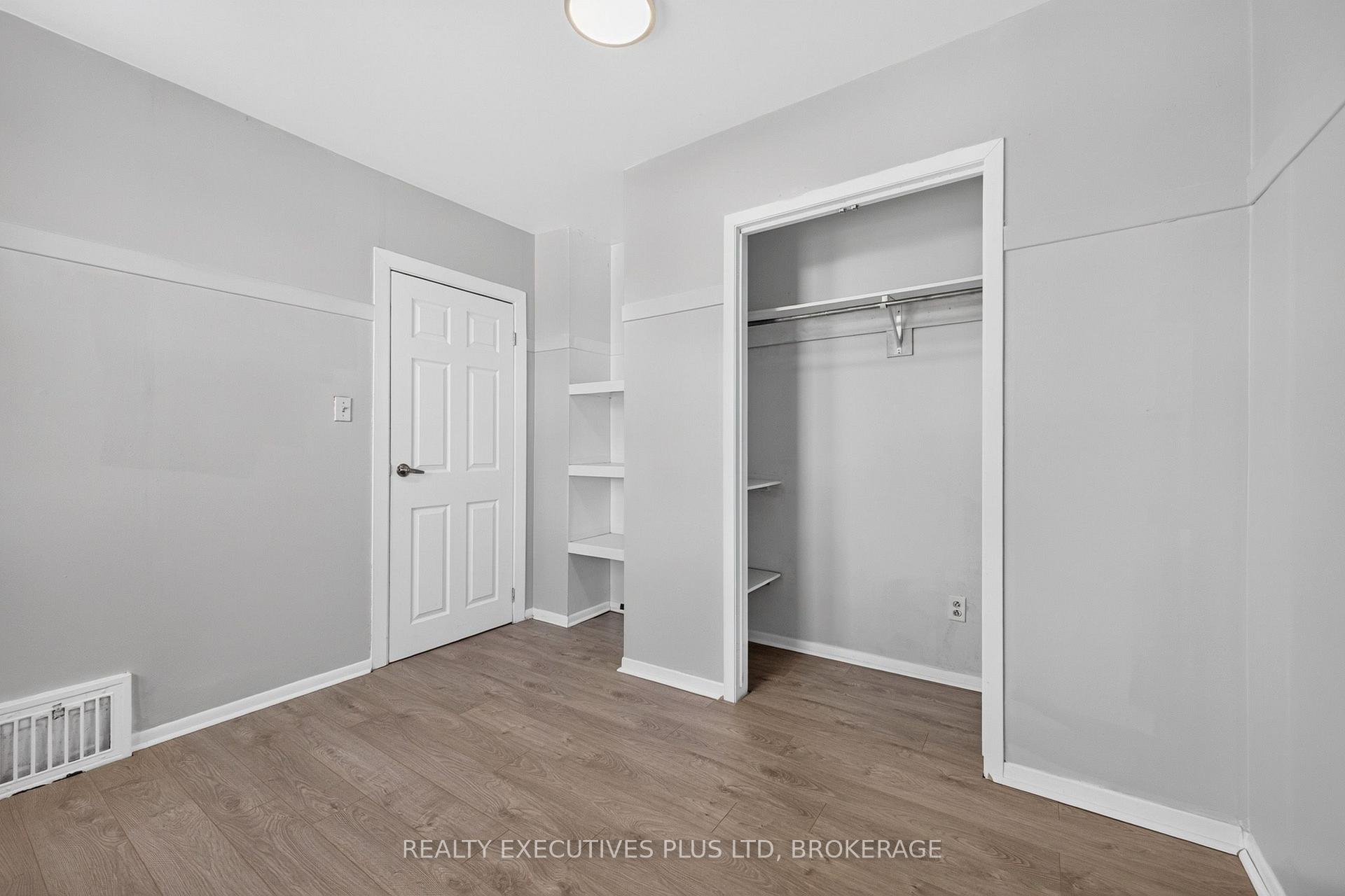 Photo 27 of 4119 Dyson Avenue, Niagara Falls, Downtown — HOMEH