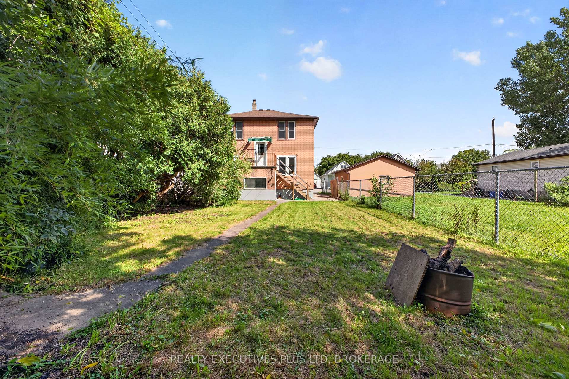 Photo 32 of 4119 Dyson Avenue, Niagara Falls, Downtown — HOMEH