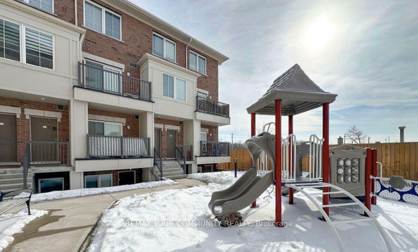 Photo of Unit 11, 490 Beresford Path
