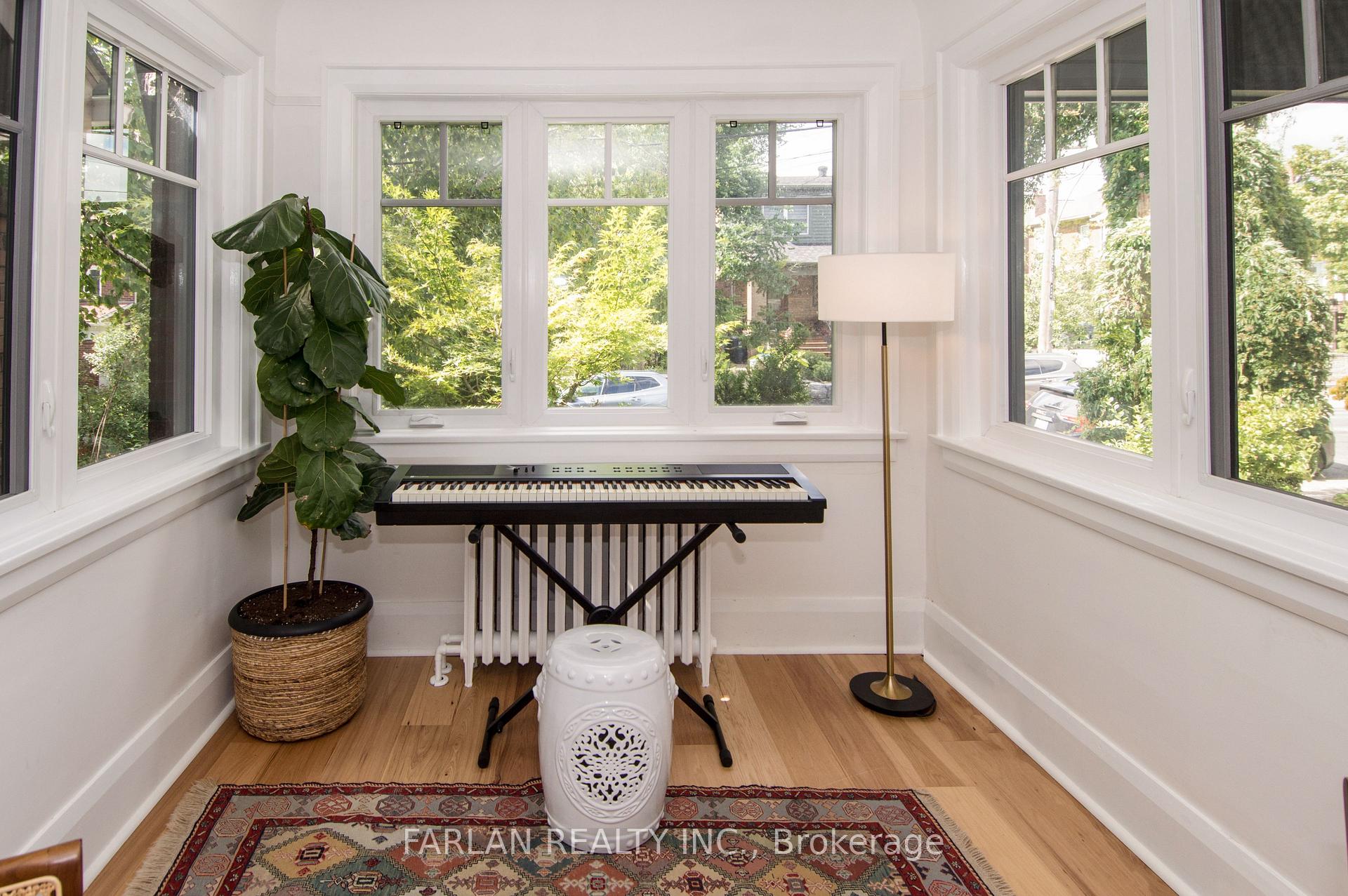 Photo 7 of 133 Deforest Road, Toronto, High Park-Swansea — HOMEH