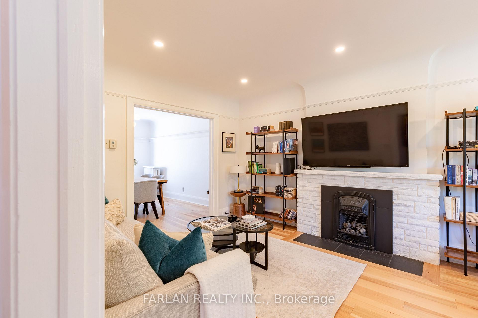 Photo 8 of 133 Deforest Road, Toronto, High Park-Swansea — HOMEH