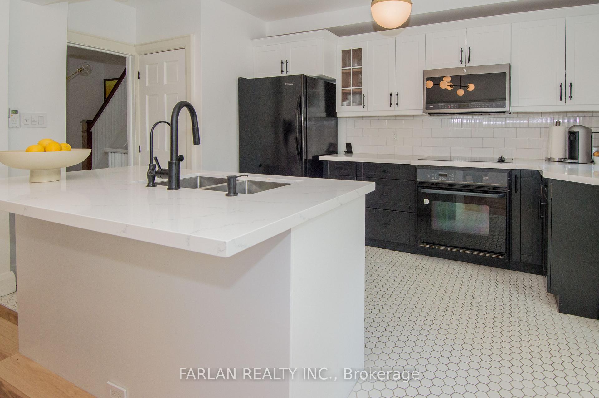 Photo 14 of 133 Deforest Road, Toronto, High Park-Swansea — HOMEH