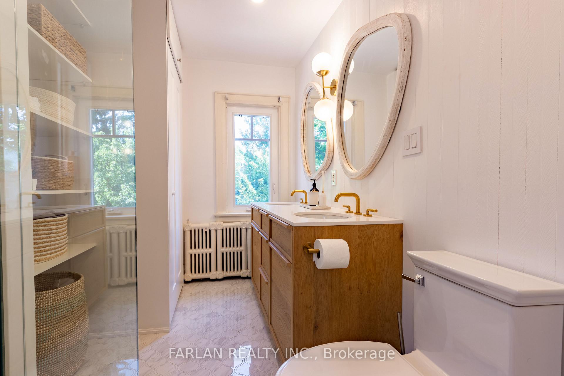 Photo 31 of 133 Deforest Road, Toronto, High Park-Swansea — HOMEH