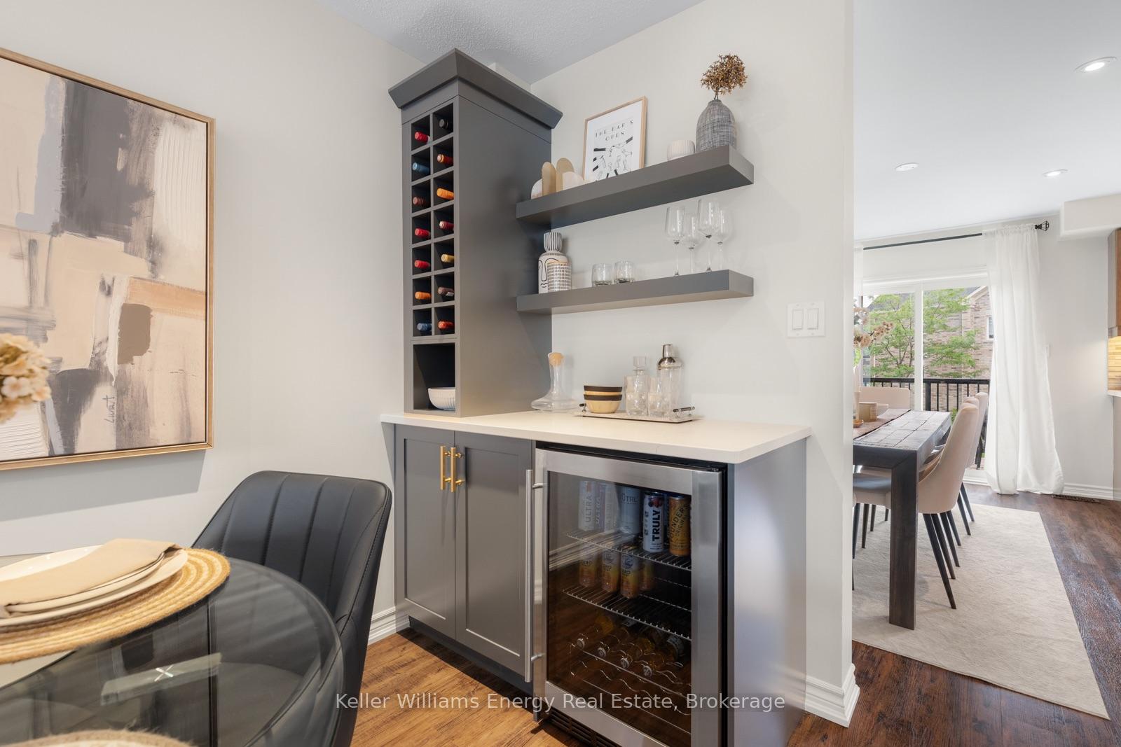 Photo 7 of 16 Streathern Way, Clarington, Bowmanville — HOMEH