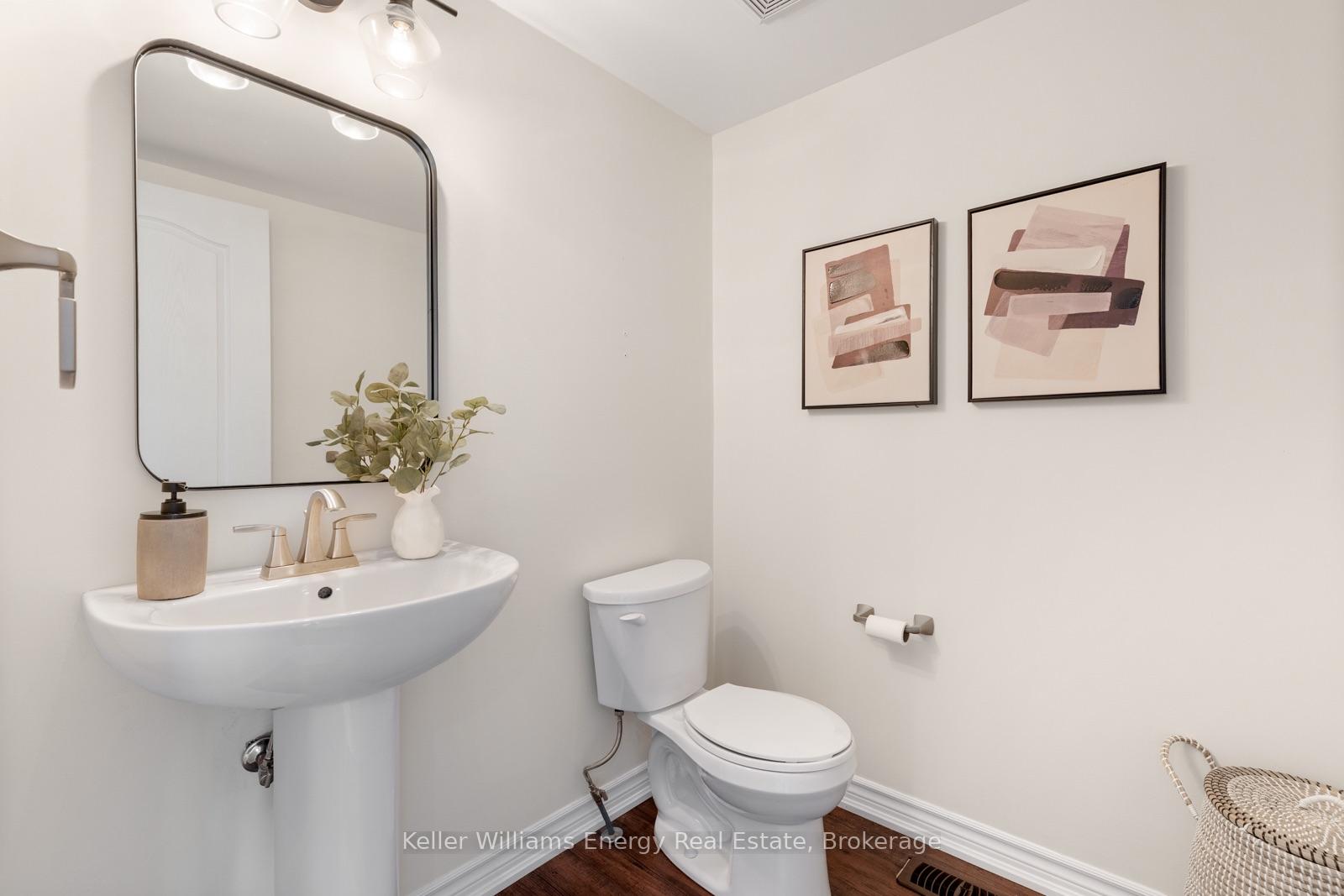 Photo 16 of 16 Streathern Way, Clarington, Bowmanville — HOMEH