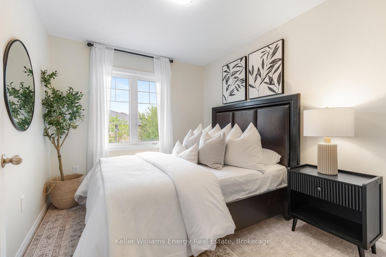 Photo 21 of 16 Streathern Way, Clarington, Bowmanville — HOMEH