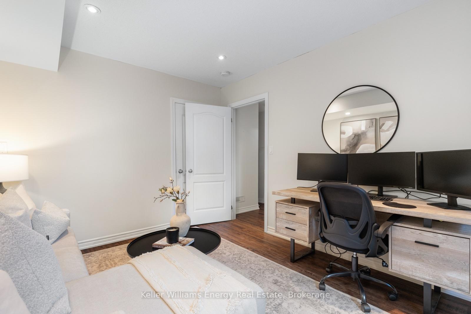 Photo 26 of 16 Streathern Way, Clarington, Bowmanville — HOMEH