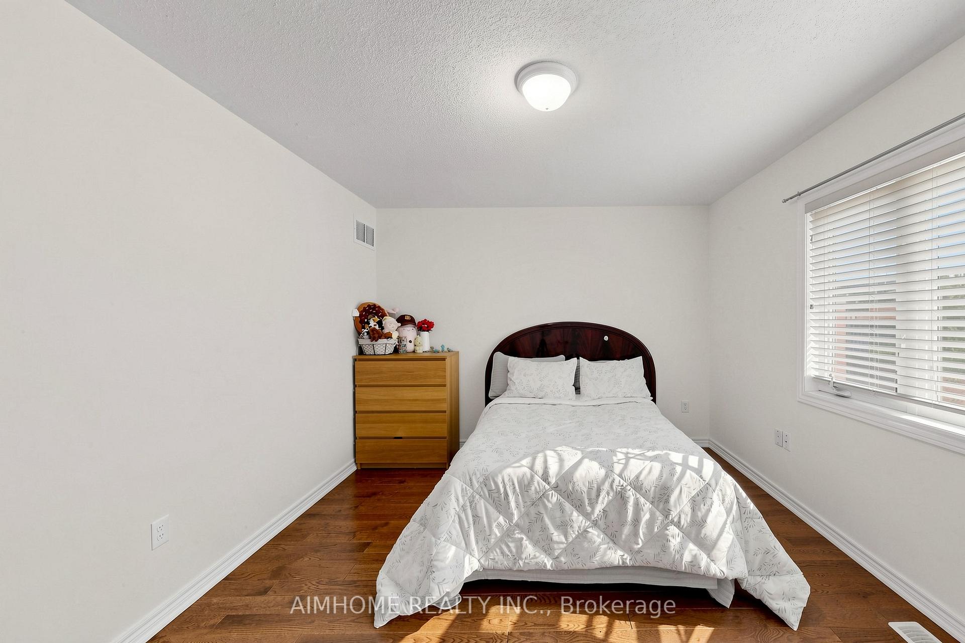 Photo 22 of 6 Valerian Street, Brampton, Bram East — HOMEH