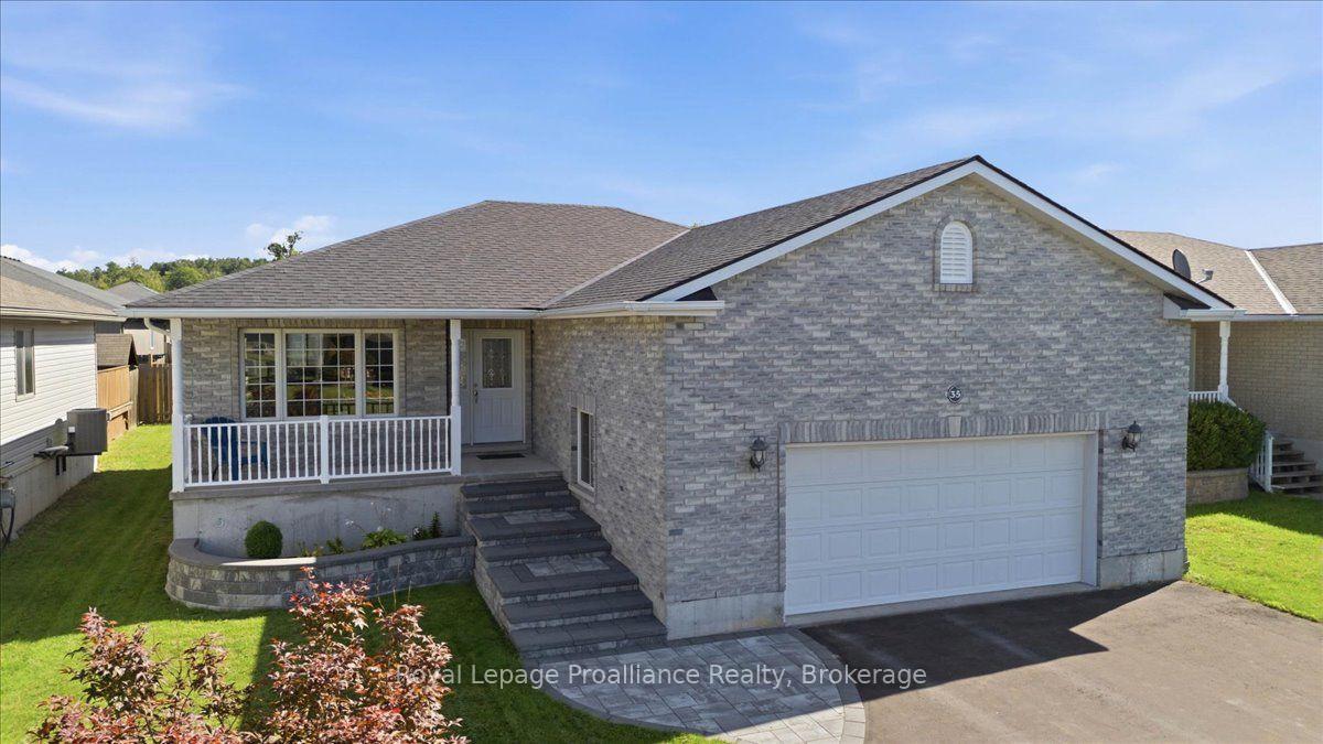 Photo 4 of 35 Forest Valley Drive, Quinte West, Frankford Ward — HOMEH