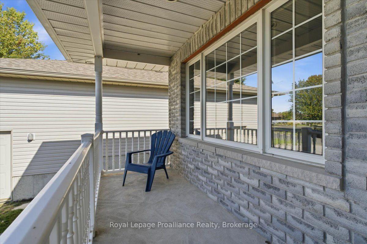 Photo 7 of 35 Forest Valley Drive, Quinte West, Frankford Ward — HOMEH