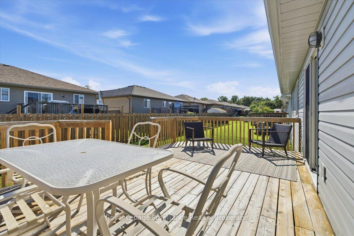 Photo 34 of 35 Forest Valley Drive, Quinte West, Frankford Ward — HOMEH