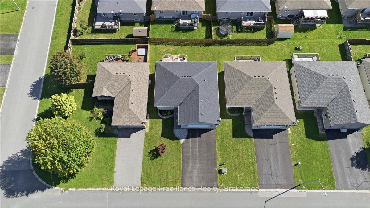 Photo 40 of 35 Forest Valley Drive, Quinte West, Frankford Ward — HOMEH