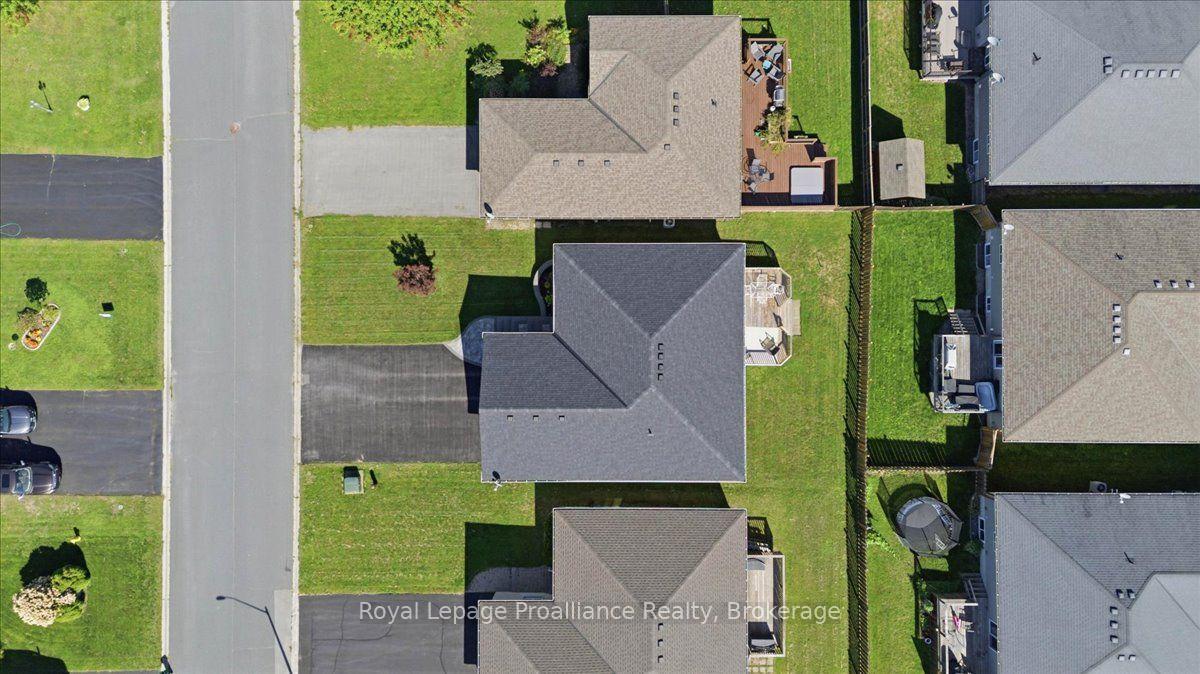 Photo 41 of 35 Forest Valley Drive, Quinte West, Frankford Ward — HOMEH