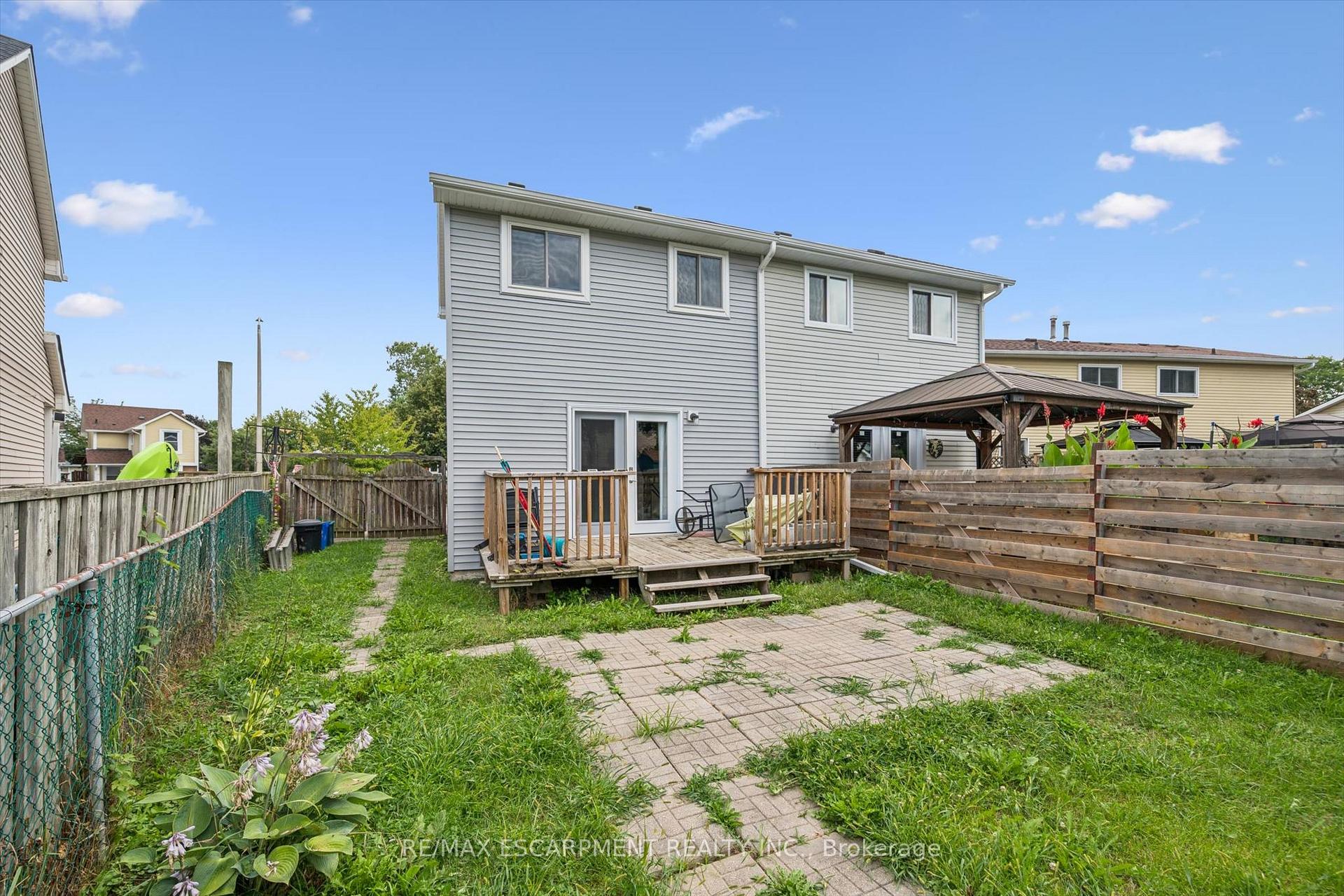 Photo 33 of 66 Banbury Road, Brantford, Lynden Hills — HOMEH
