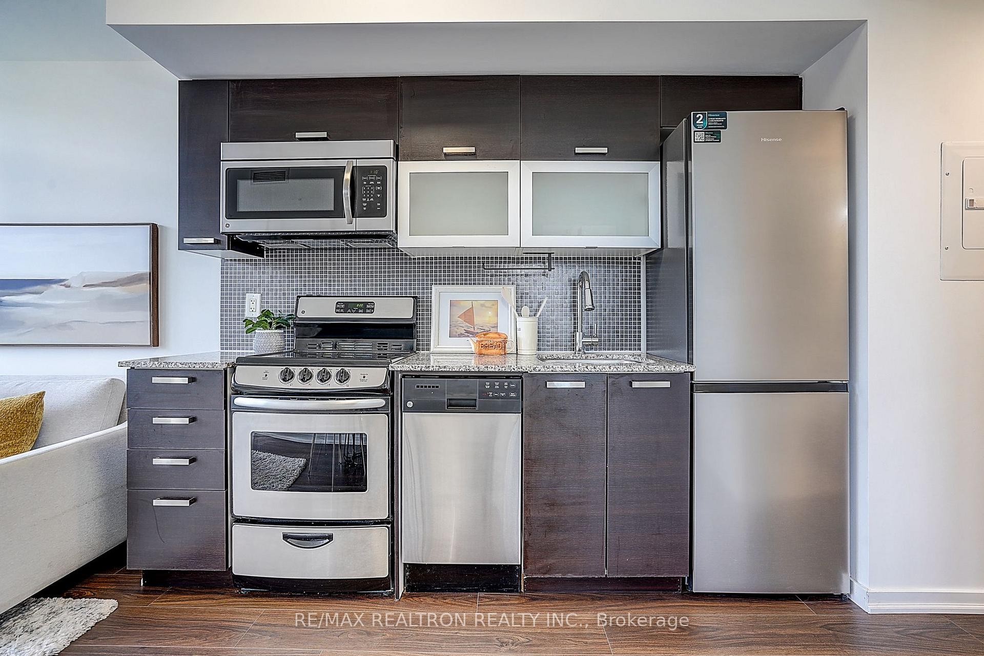 Photo 12 of Unit 603E, 36 Lisgar Street, Toronto, Little Portugal — HOMEH