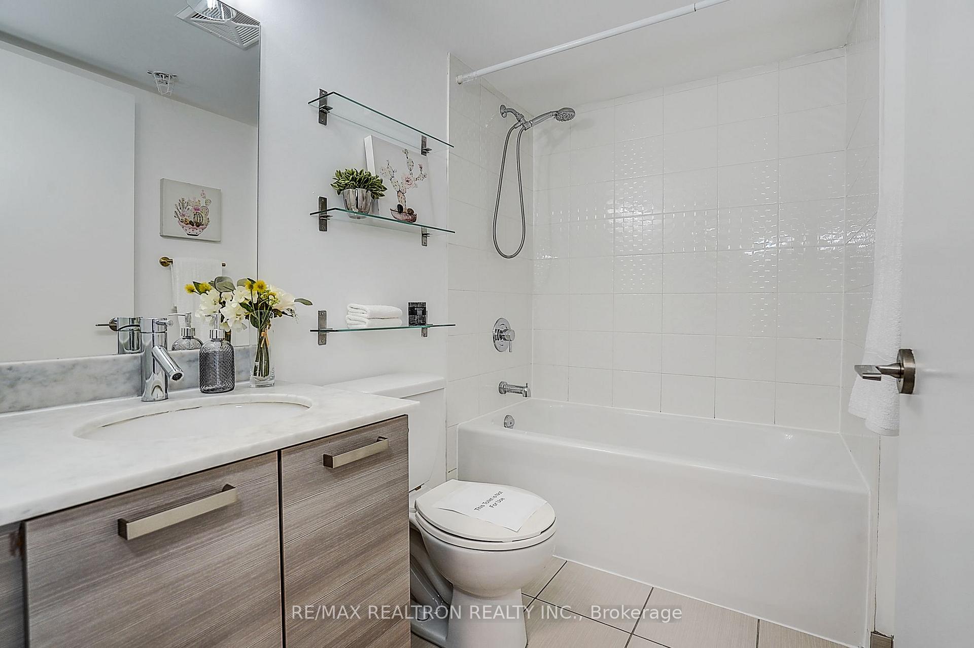 Photo 18 of Unit 603E, 36 Lisgar Street, Toronto, Little Portugal — HOMEH