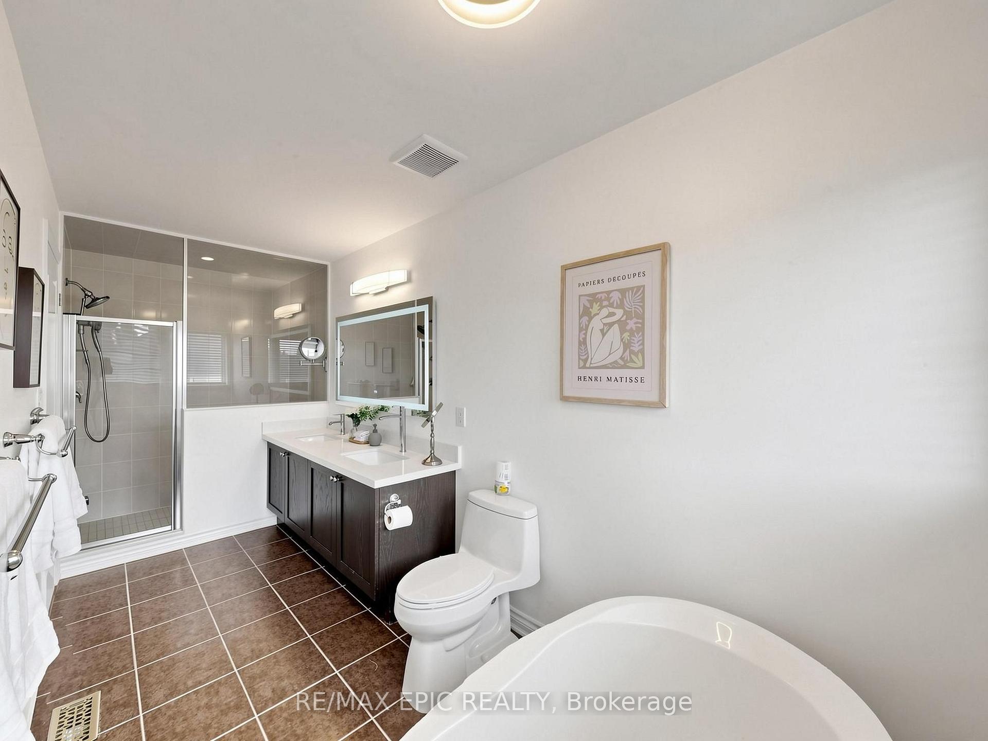 Photo 32 of 15 Vedette Way, Vaughan, Vellore Village — HOMEH