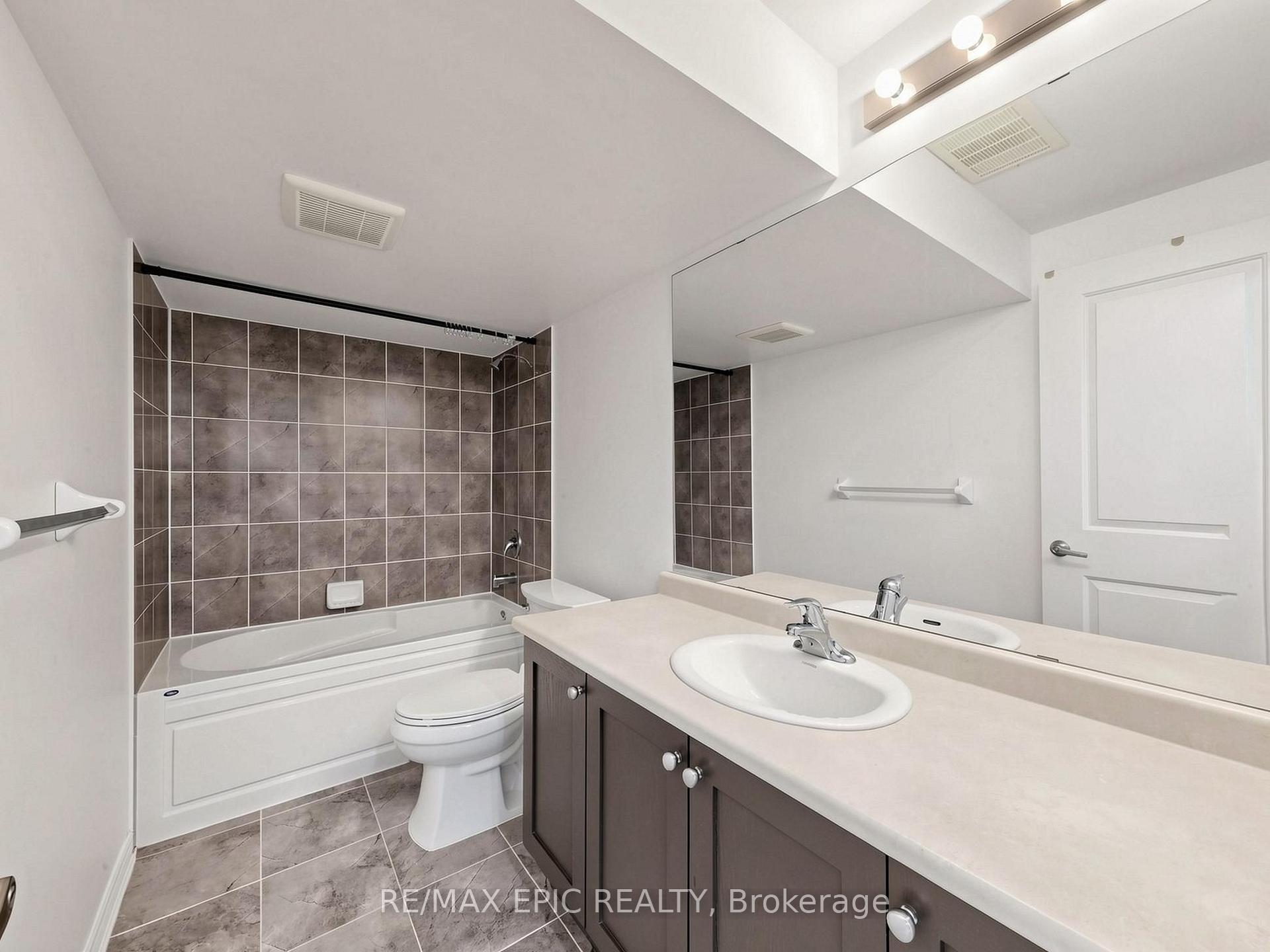 Photo 47 of 15 Vedette Way, Vaughan, Vellore Village — HOMEH
