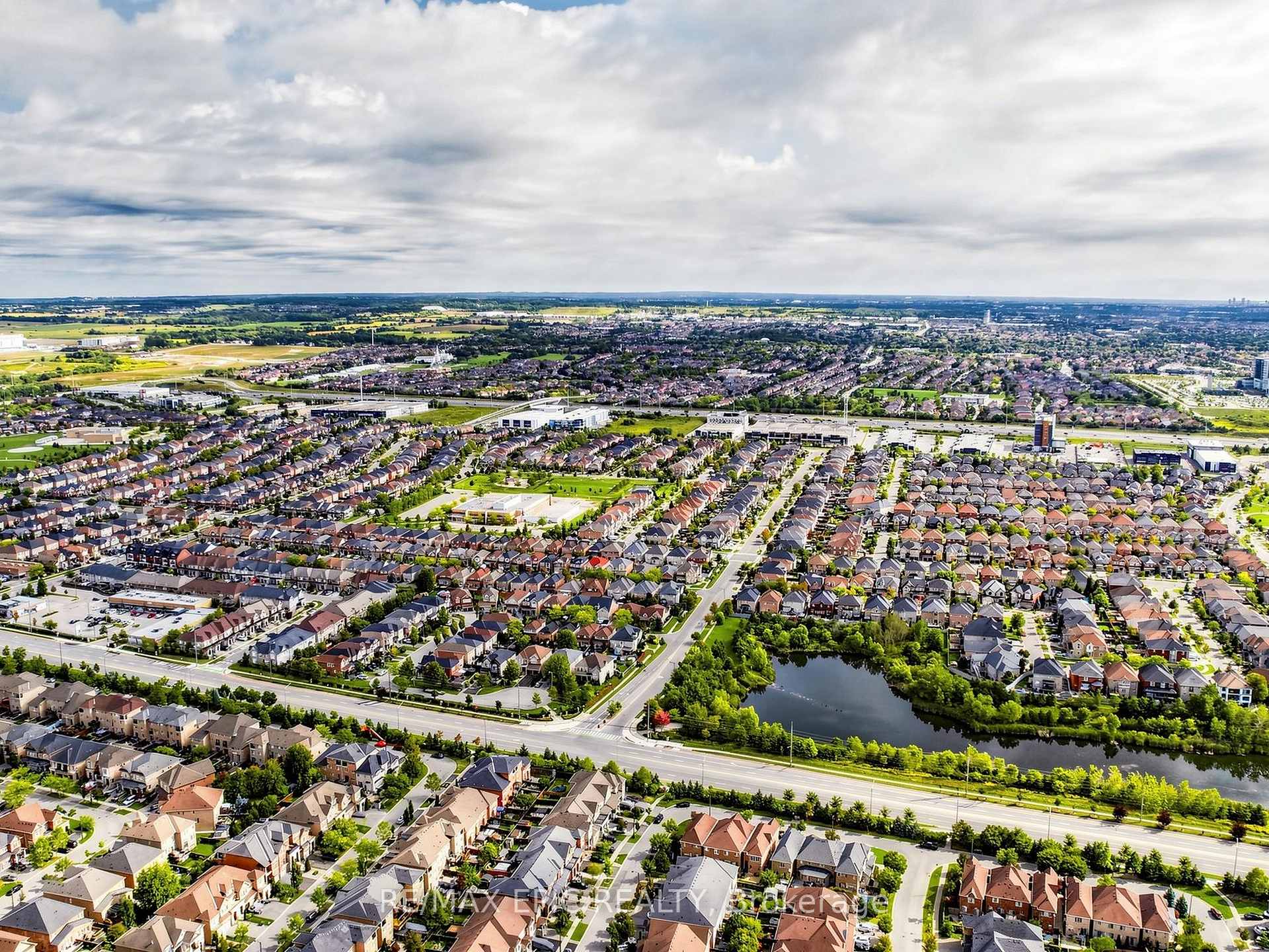 Photo 50 of 15 Vedette Way, Vaughan, Vellore Village — HOMEH
