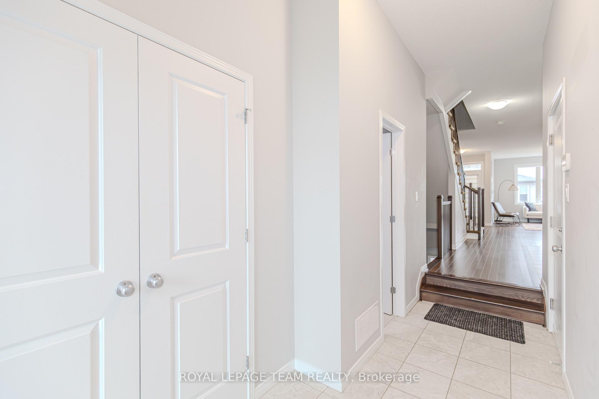 Photo 6 of 477 Cope Drive N, Ottawa, Kanata - Emerald Meadows/Trailwest — HOMEH