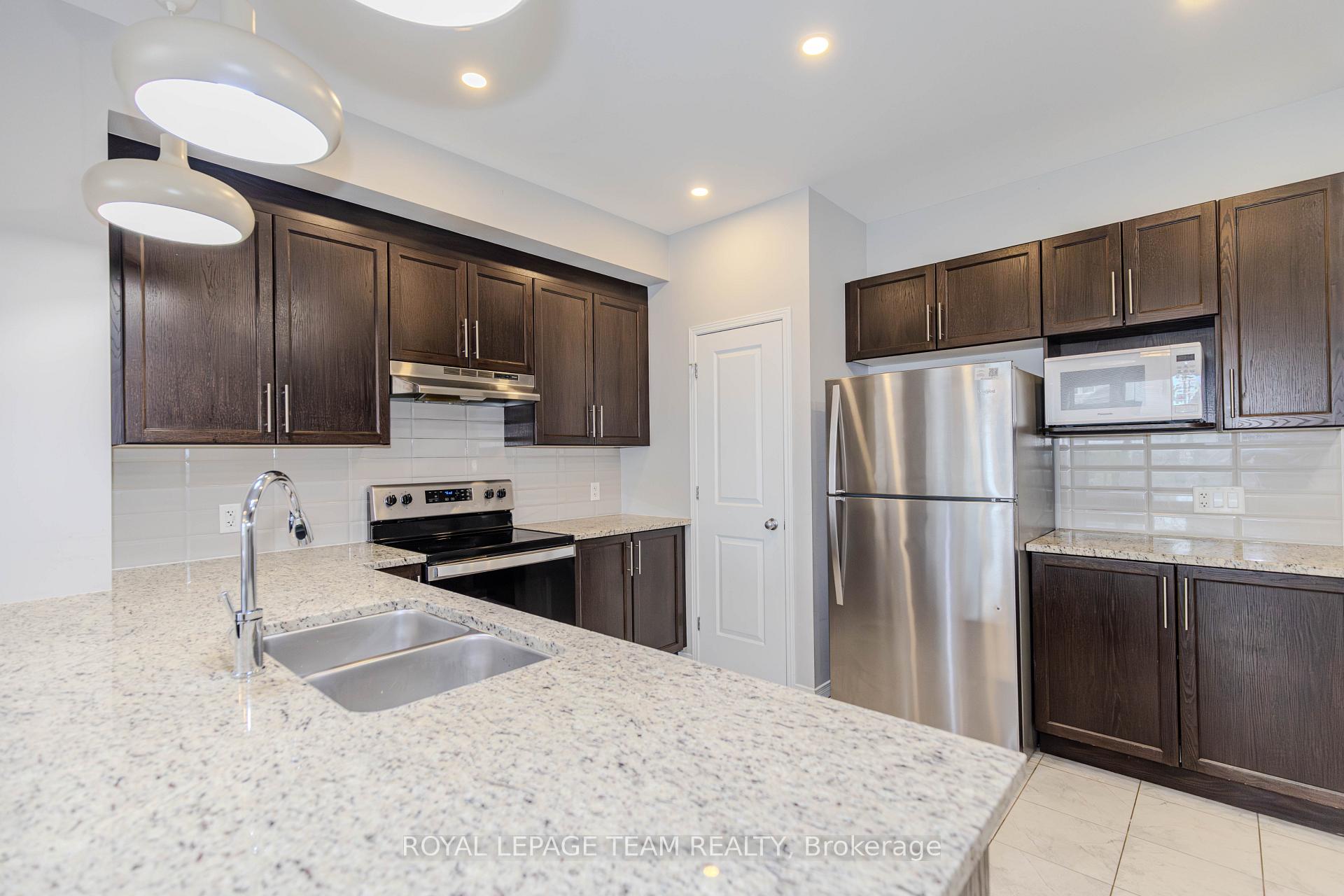 Photo 11 of 477 Cope Drive N, Ottawa, Kanata - Emerald Meadows/Trailwest — HOMEH