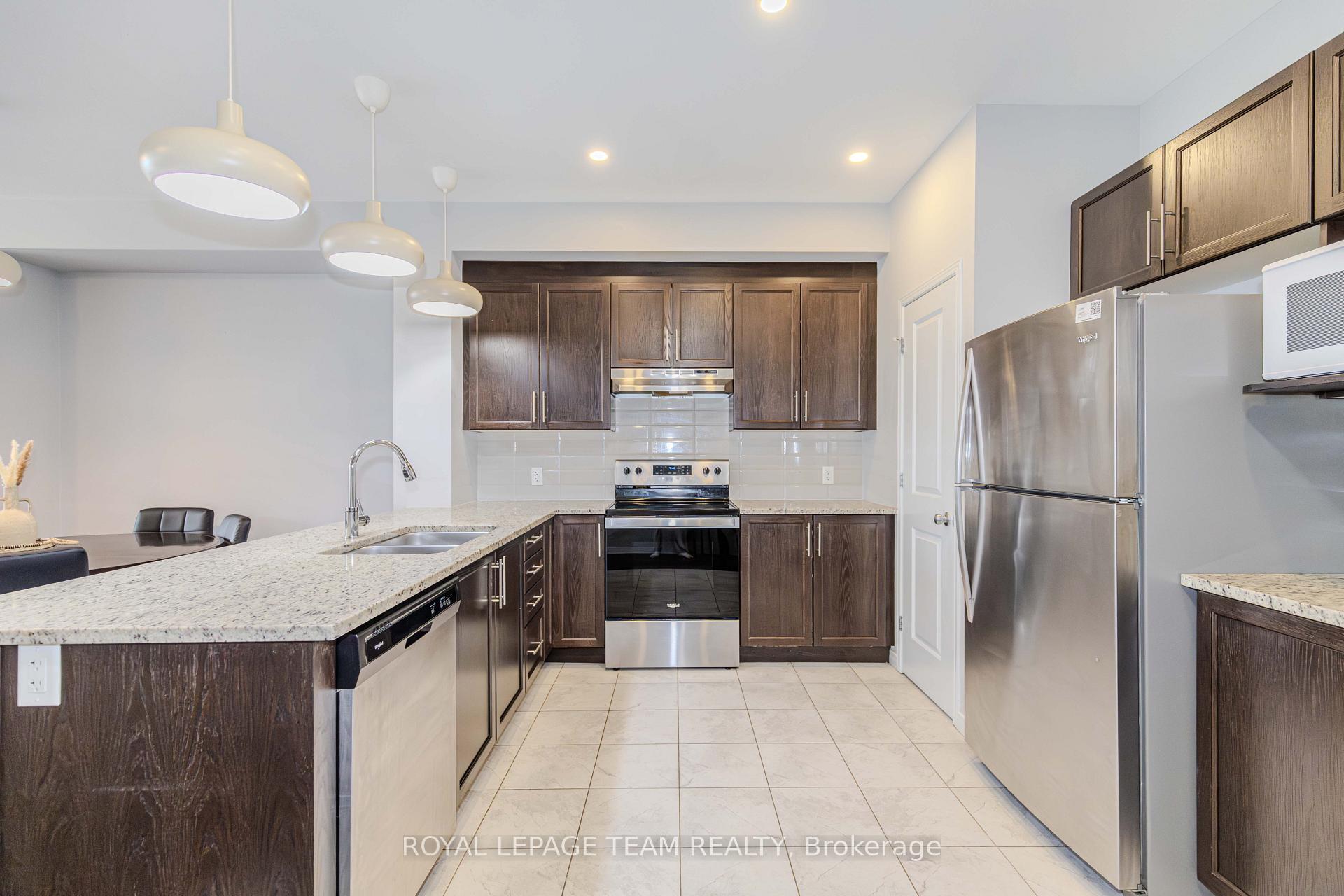 Photo 12 of 477 Cope Drive N, Ottawa, Kanata - Emerald Meadows/Trailwest — HOMEH