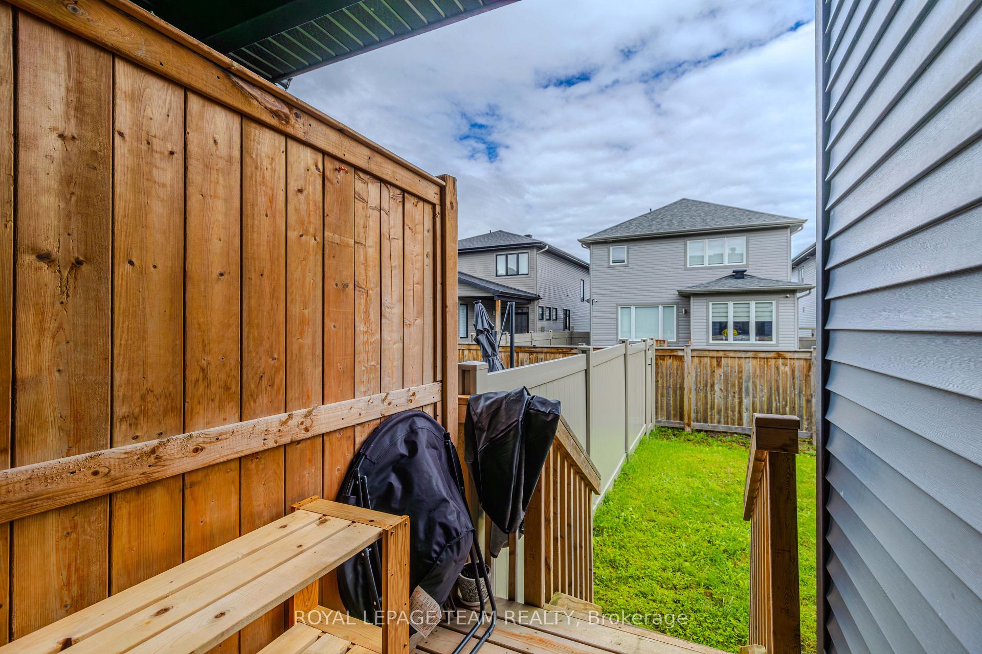 Photo 23 of 477 Cope Drive N, Ottawa, Kanata - Emerald Meadows/Trailwest — HOMEH